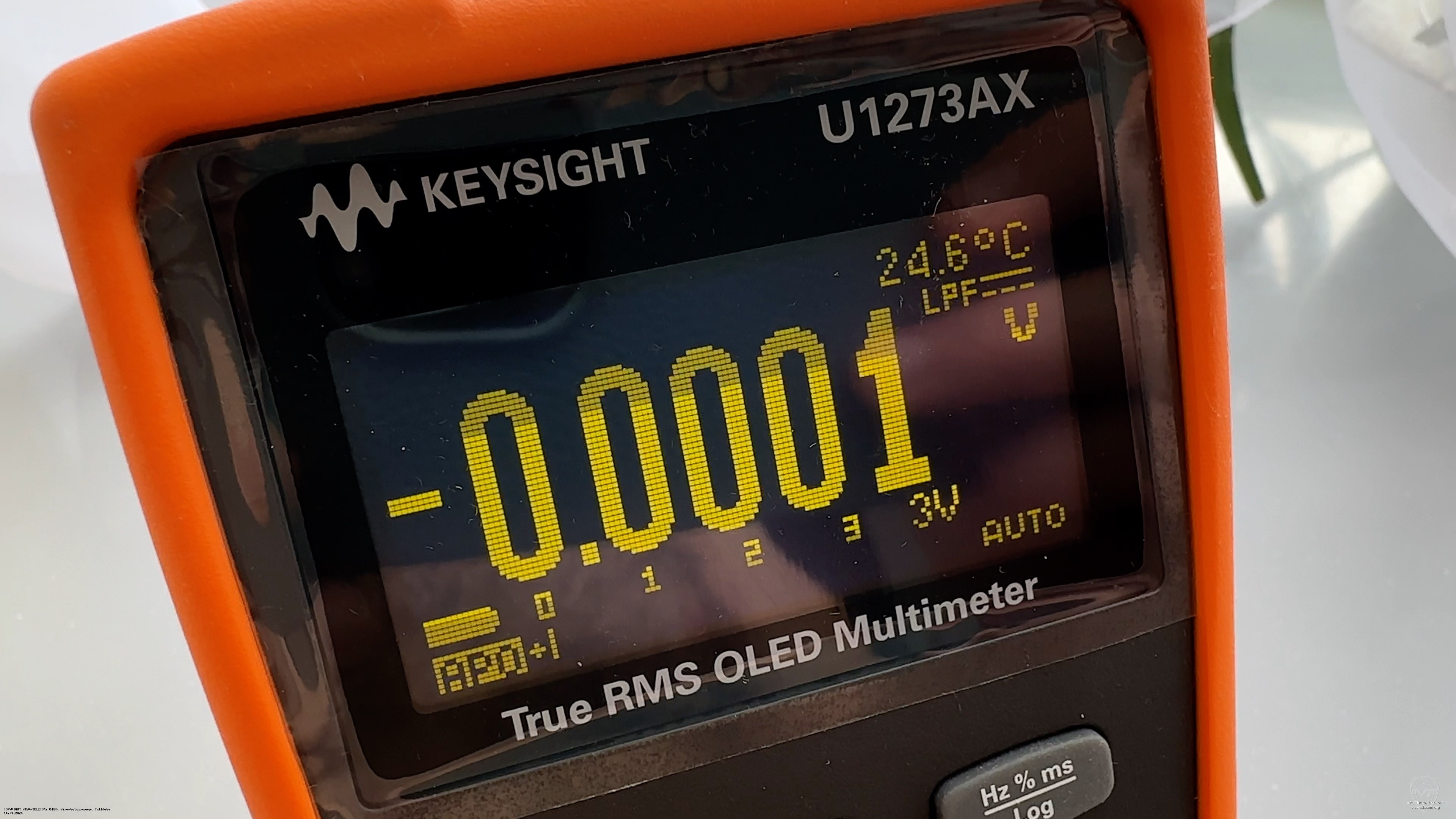 OLED   Keysight U1273AX