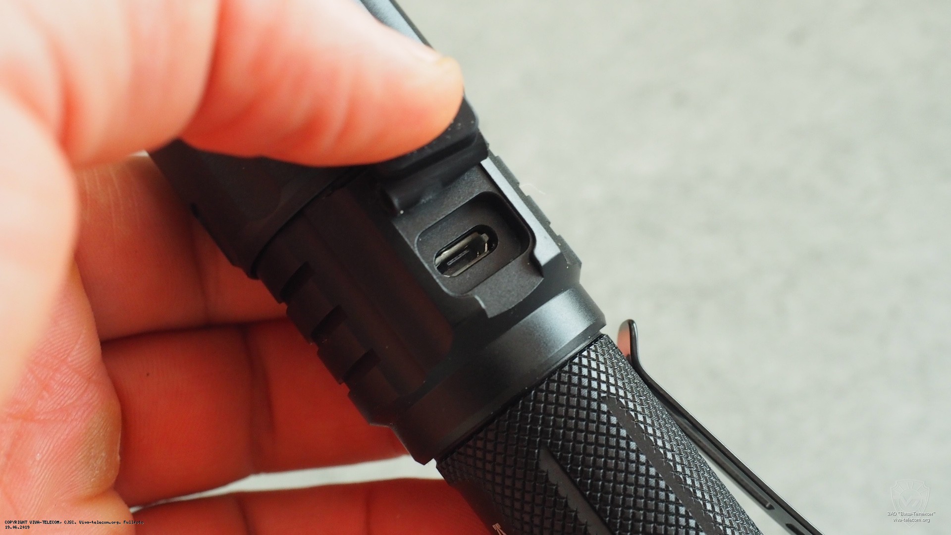 ���� ������� micro USB ������ Klarus FX10