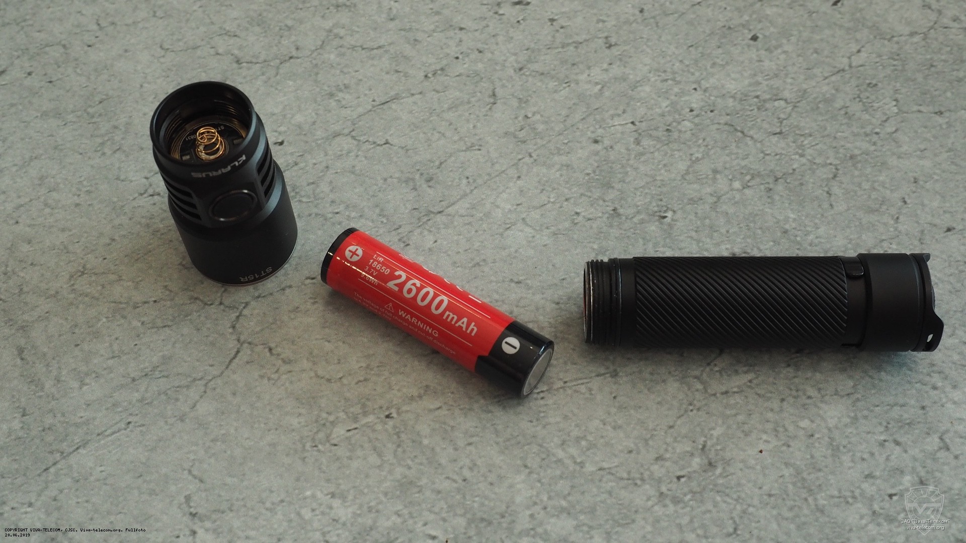 ��� ��� ������ Klarus ST15R