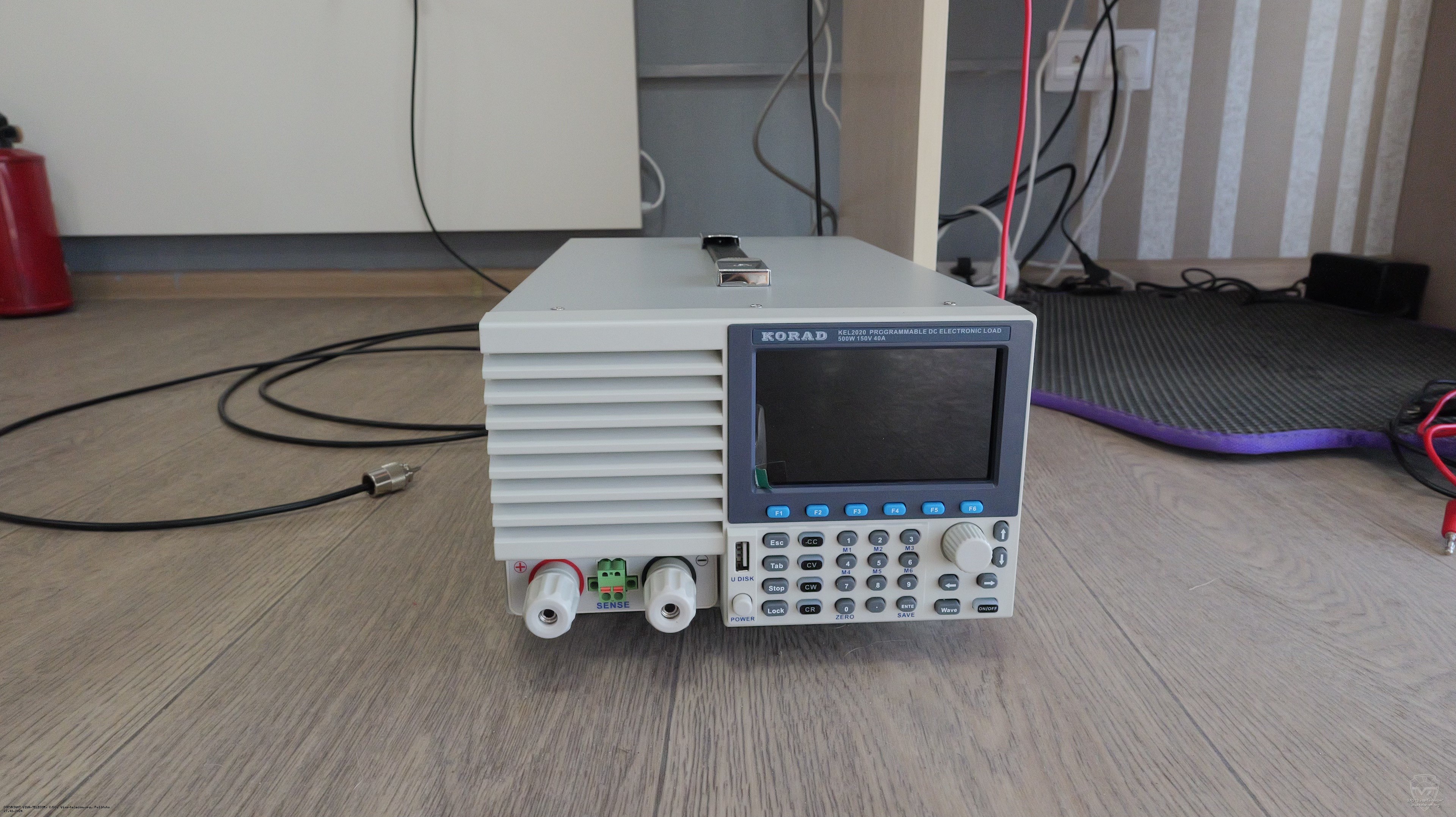 ����������� �������� Korad KEL2020