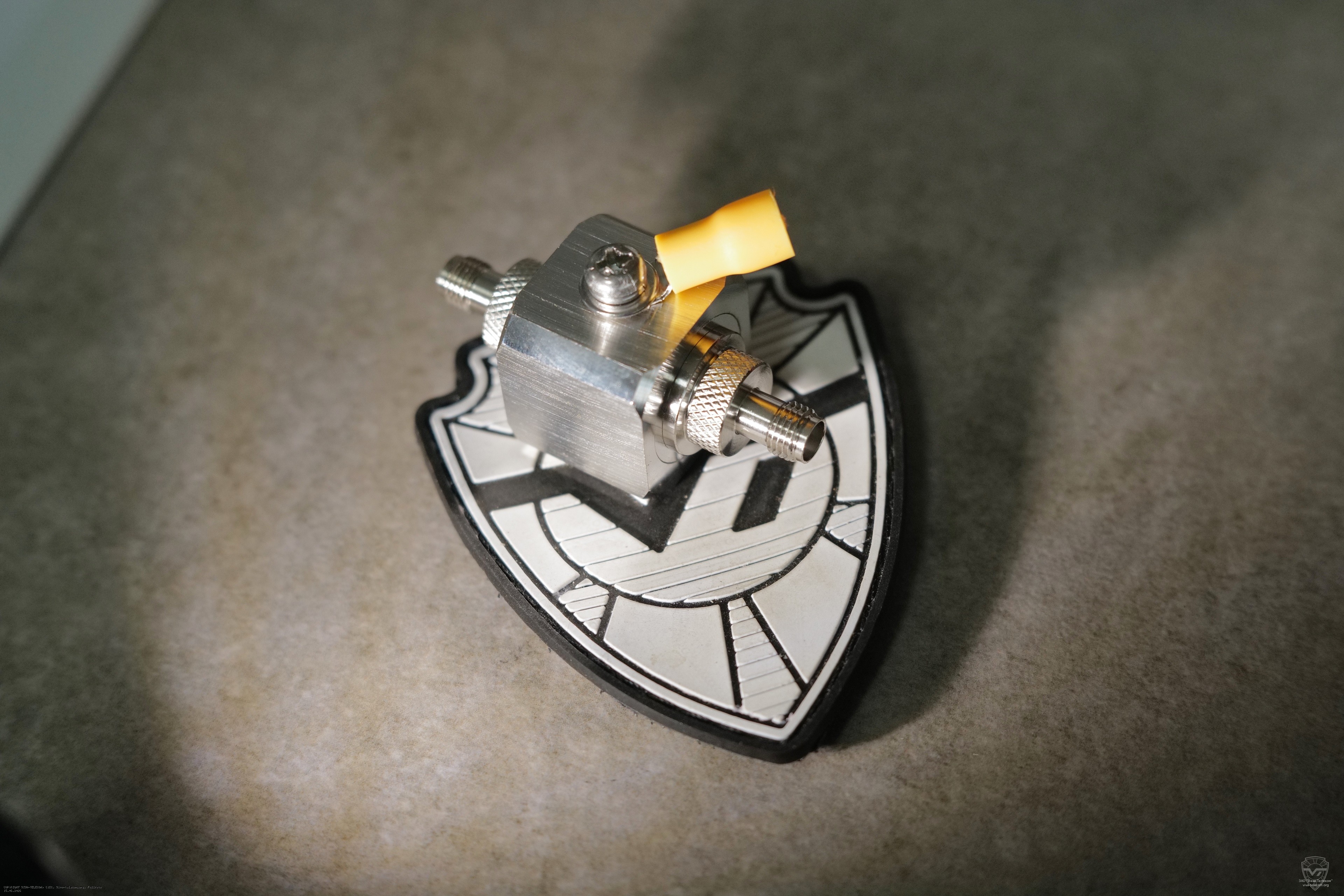 ������ ������������ TWSSF-200W-6G