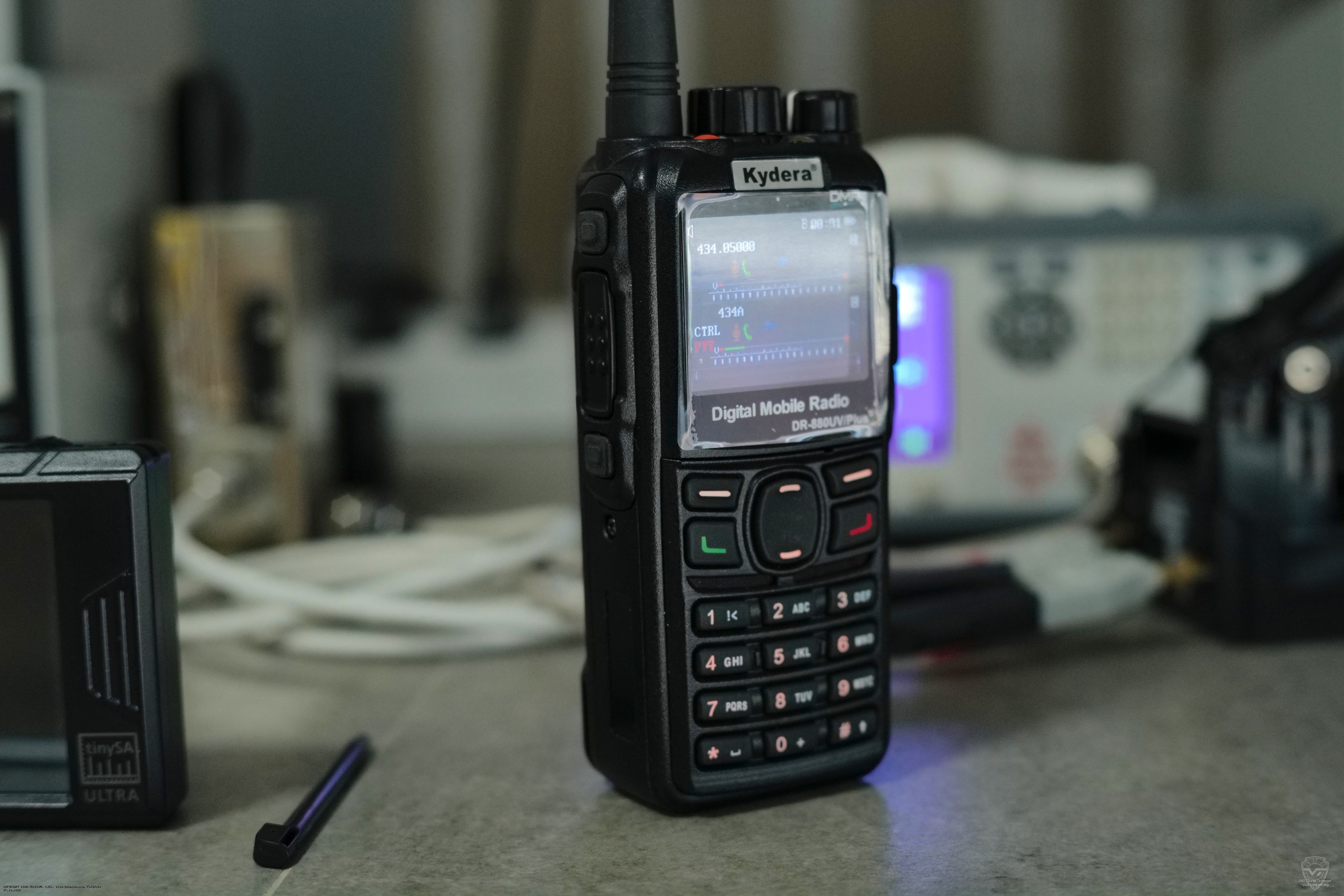 ����� Kydera DR-880UV