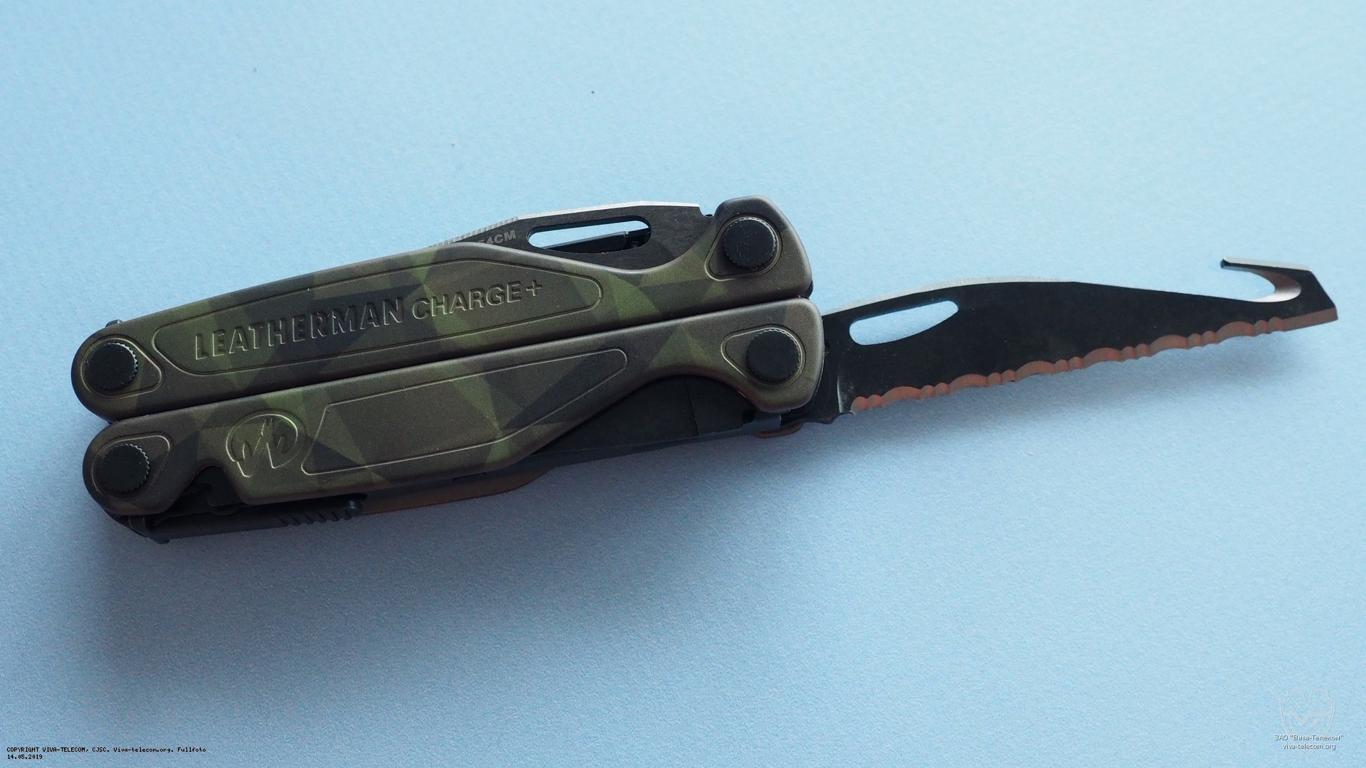    Leatherman Charge+ Forest Camo