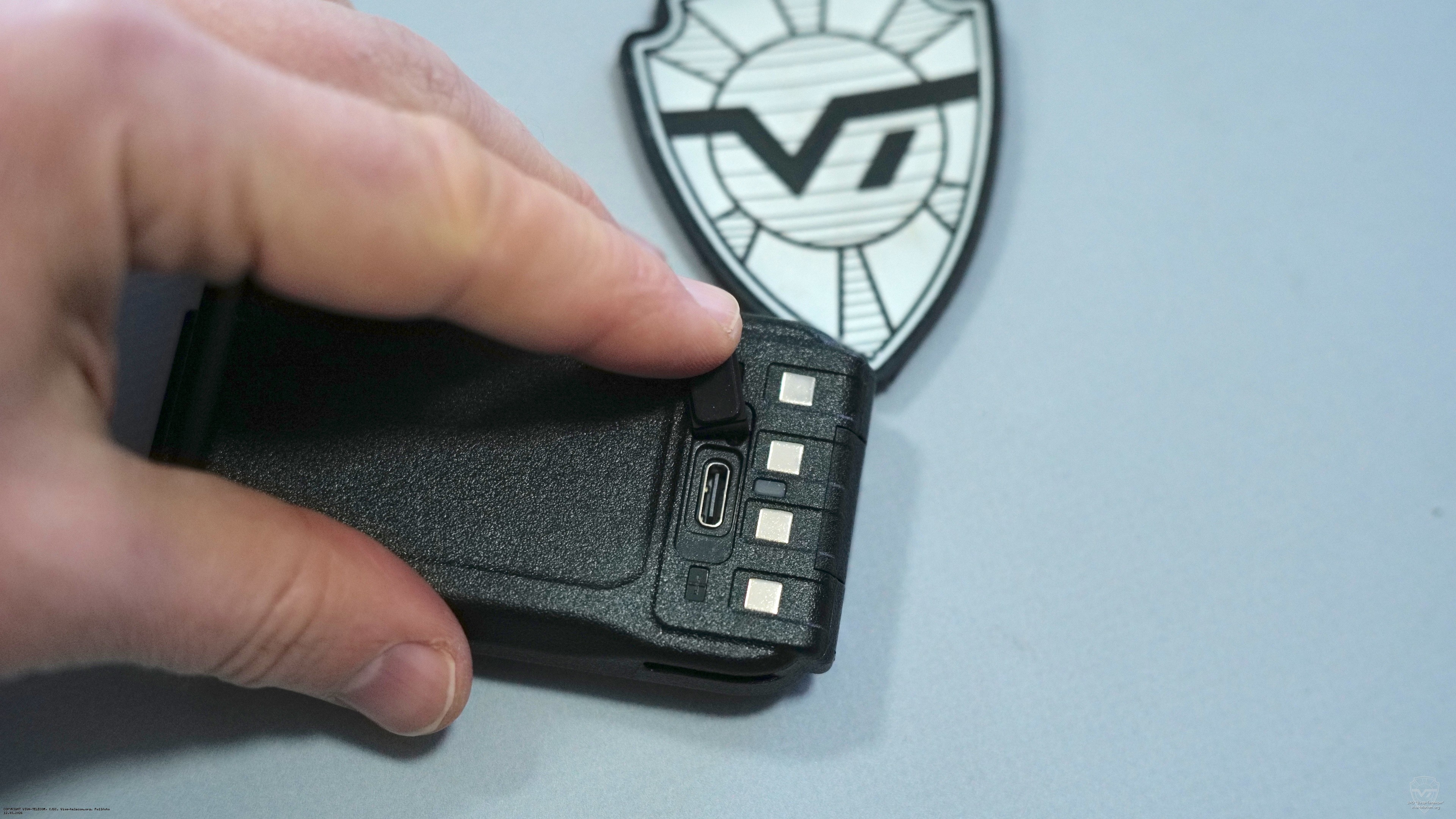 ������� ������������ Lira DP-200 AI ����� USB