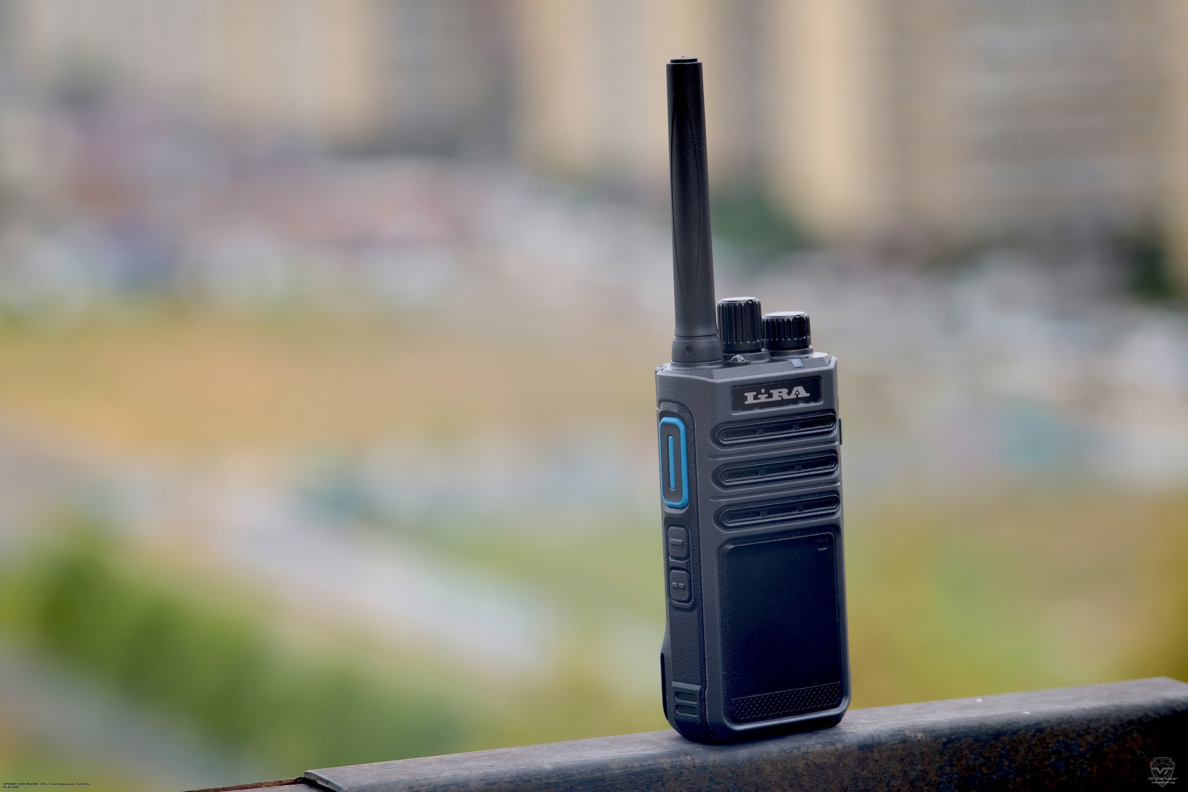 ������������ Lira P-128L