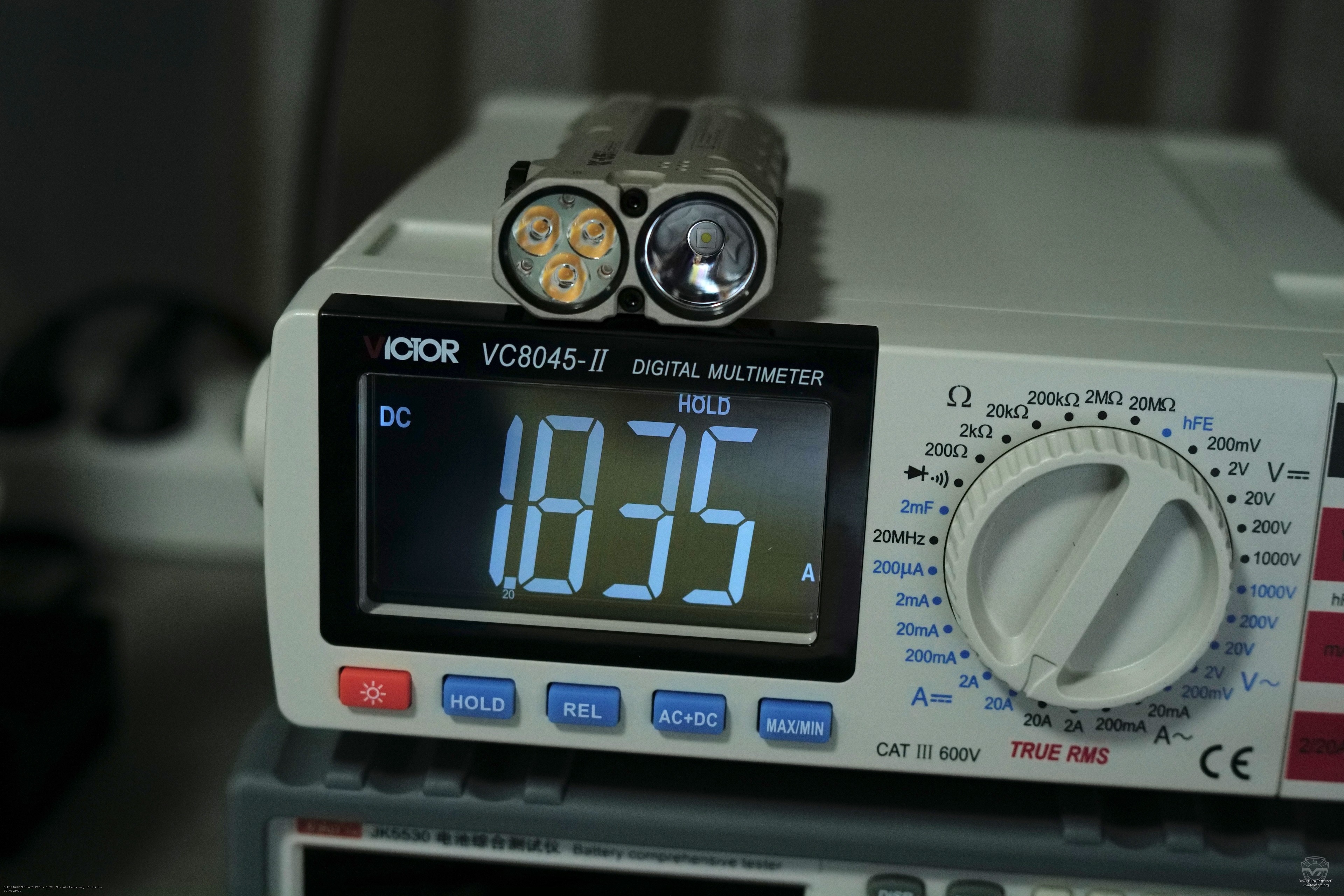 ��� ����������� �������� ����� ������ Loop Gear SK05 Pro