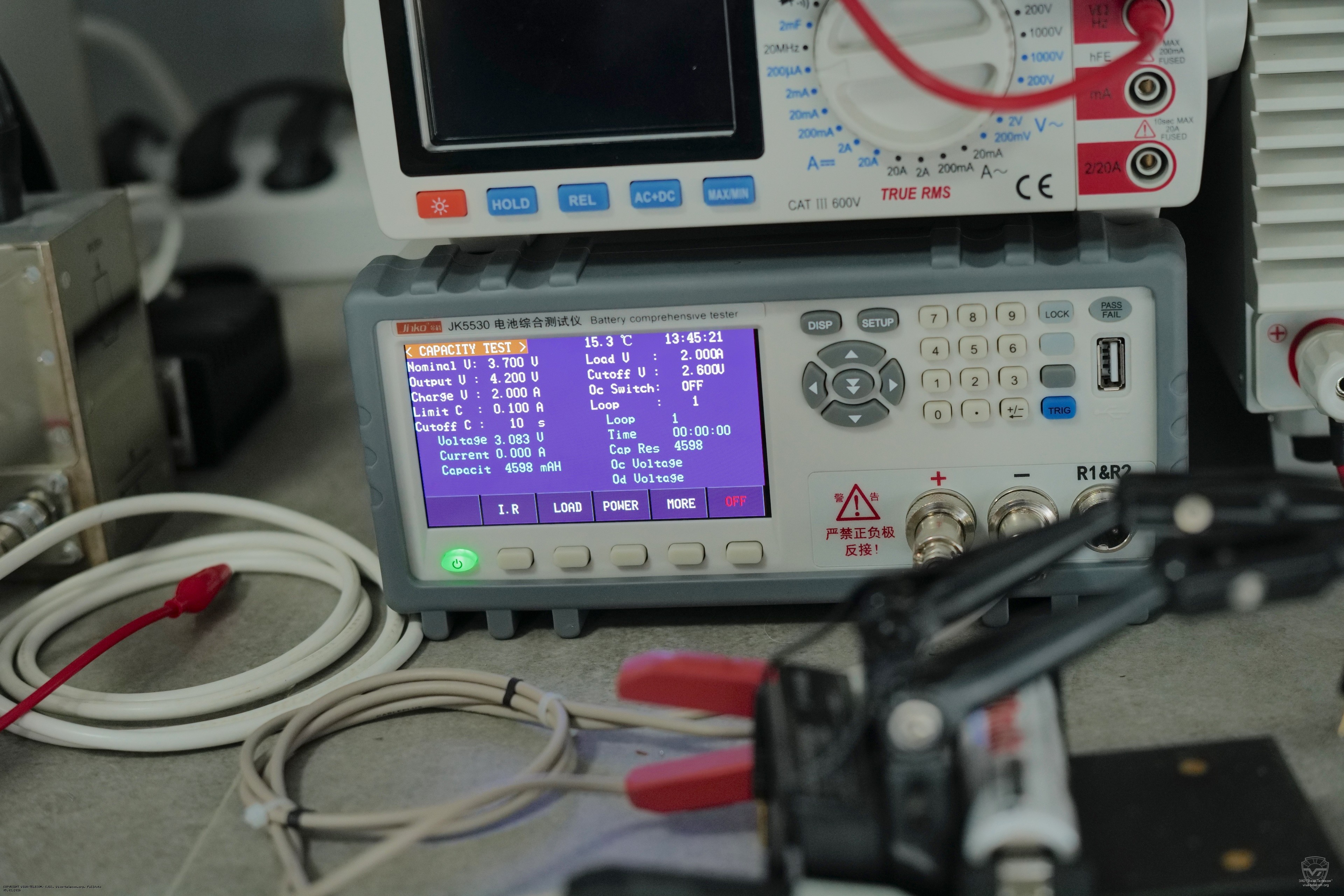 ������� ������������ Lumintop 21700 �� 5000 ��*�