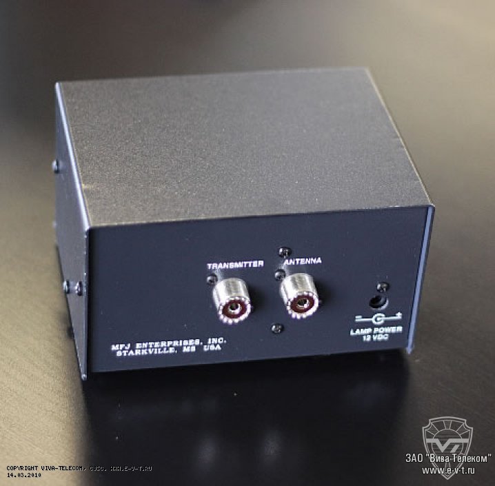 КСВ-метр MFJ-815C. Вид сзади. MFJ 815C КСВ-метр MFJ-815C. Вид сзади