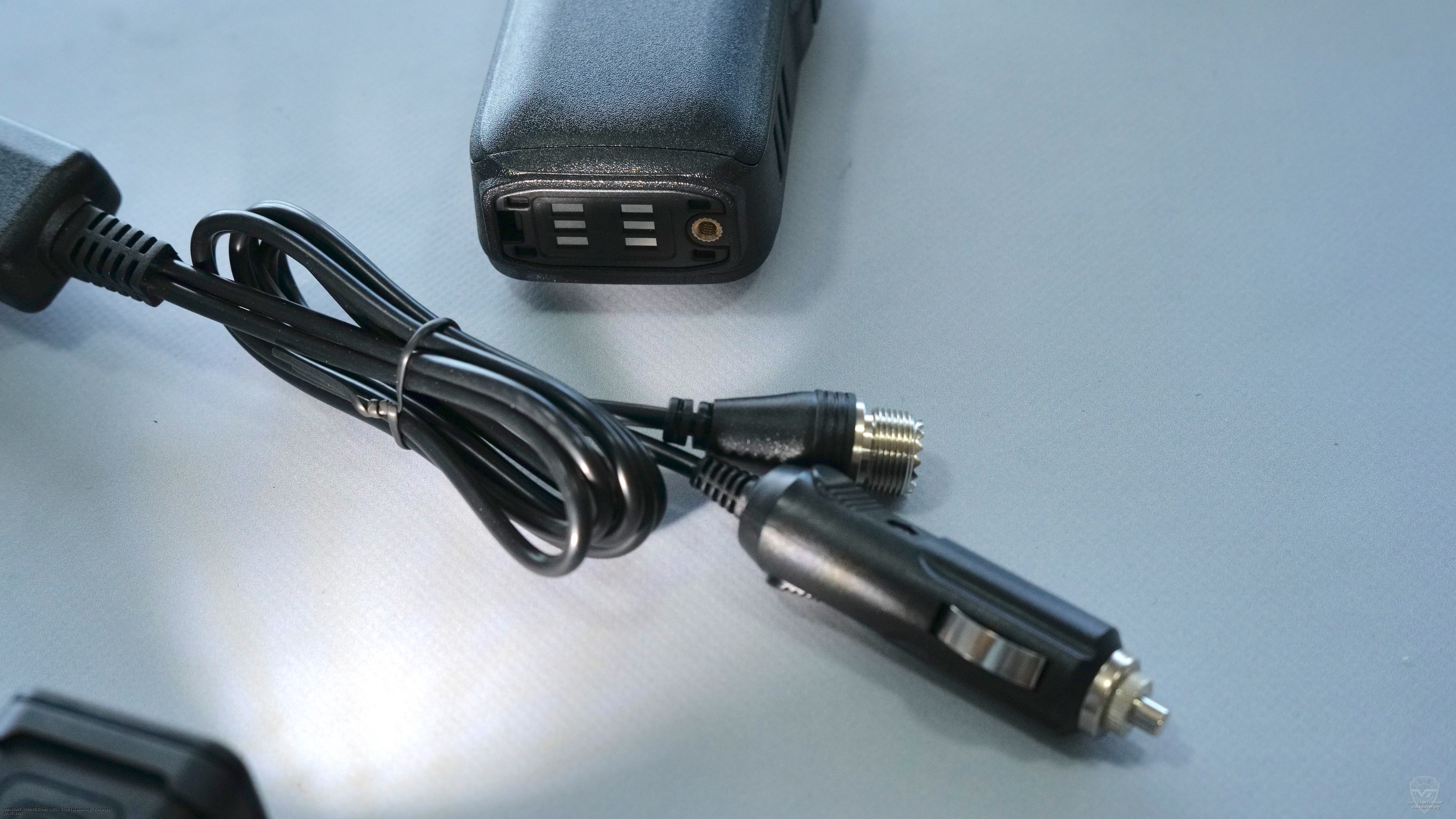 ������ ������� � ������� ������������ Midland CB-272