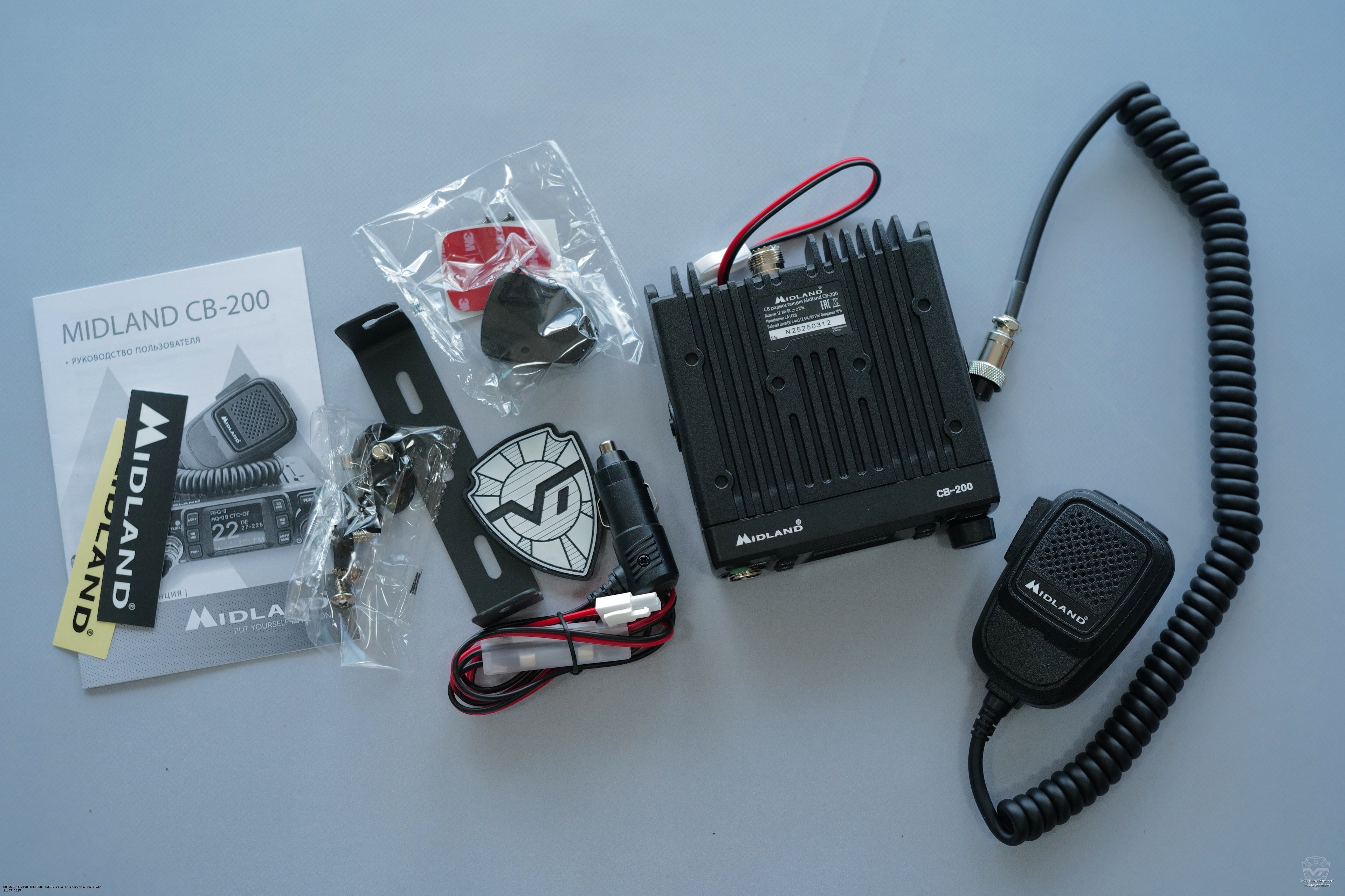 ������������ ������������ Midland CB-200