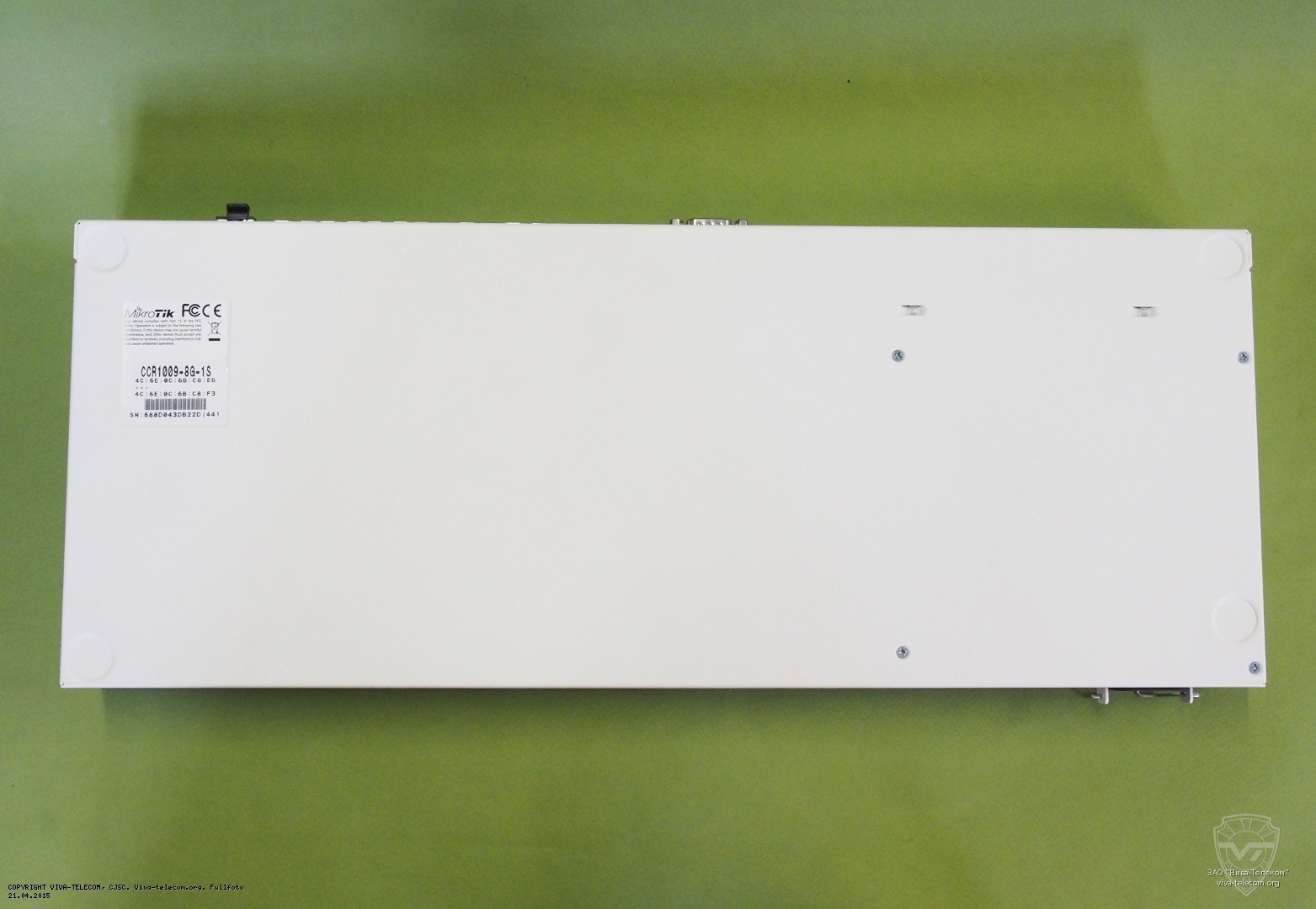 ������ ����� ������� �������������� CCR1009-8G-1S