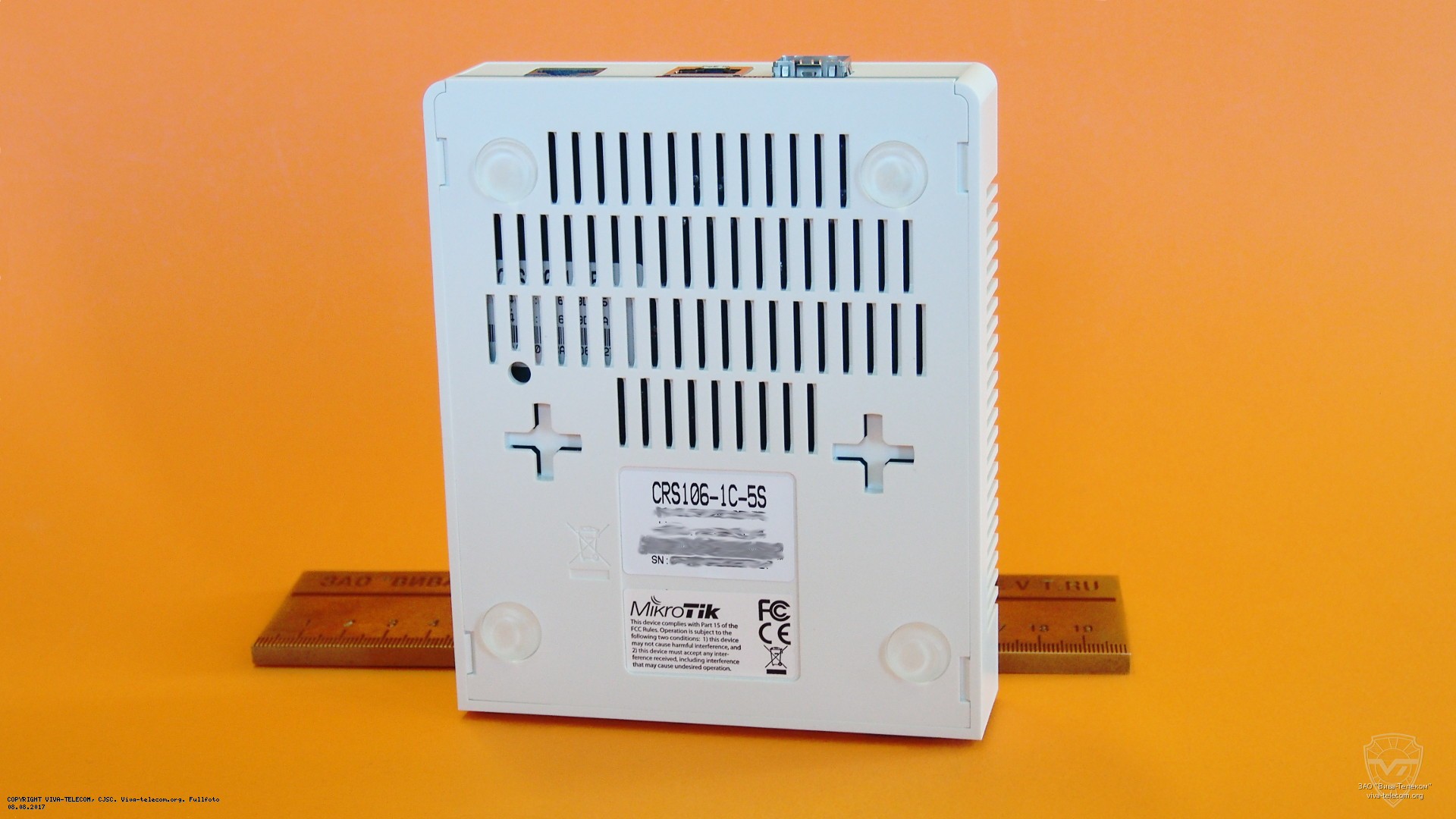 ������ ����� ������� MikroTik CRS106-1C-5S