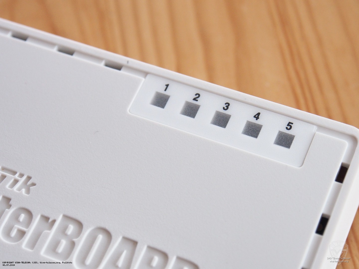 ���������� ������ �������������� Mikrotik RouterBOARD 750UP 