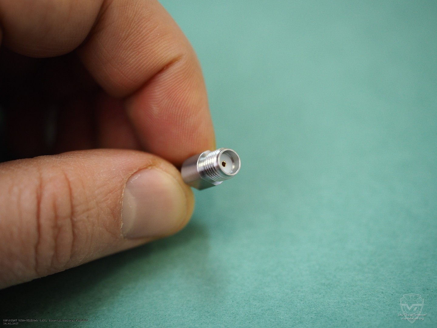 ������ ����������� Motorola PMLN6154 ��� �������������� ������������