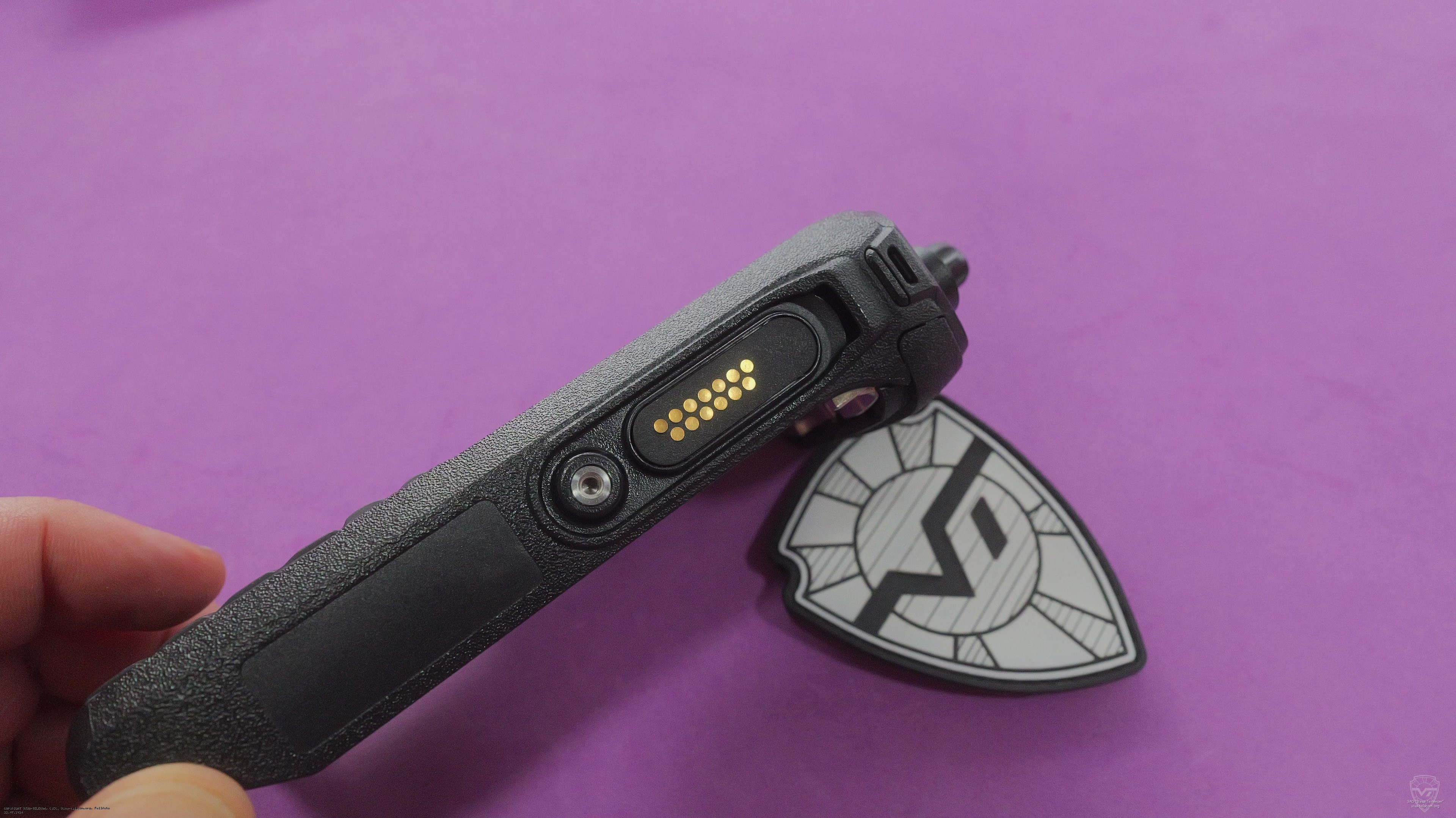 ������������ ������ ������������ Motorola R7