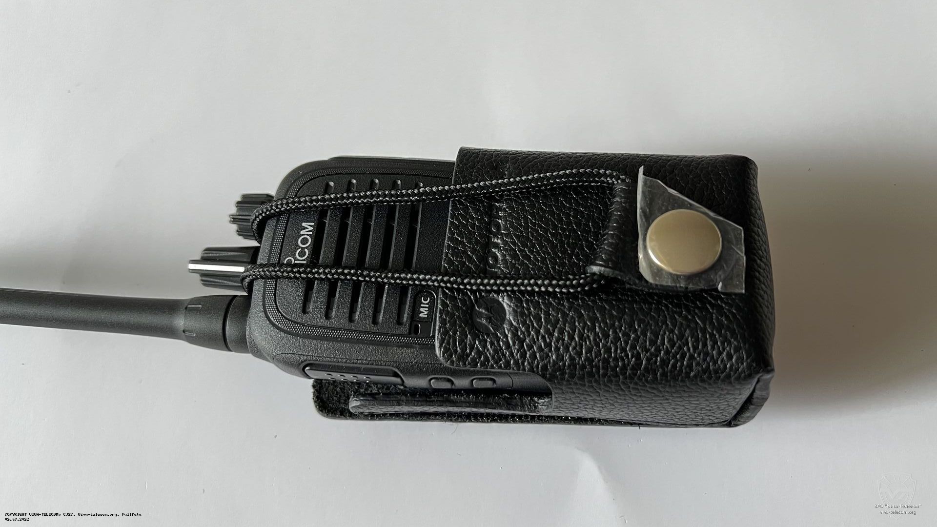 Вид чехла Motorola RLN6302 с радиостанцией Icom IC-F1000. Motorola RLN6302 Вид чехла Motorola RLN6302 с радиостанцией Icom IC-F1000