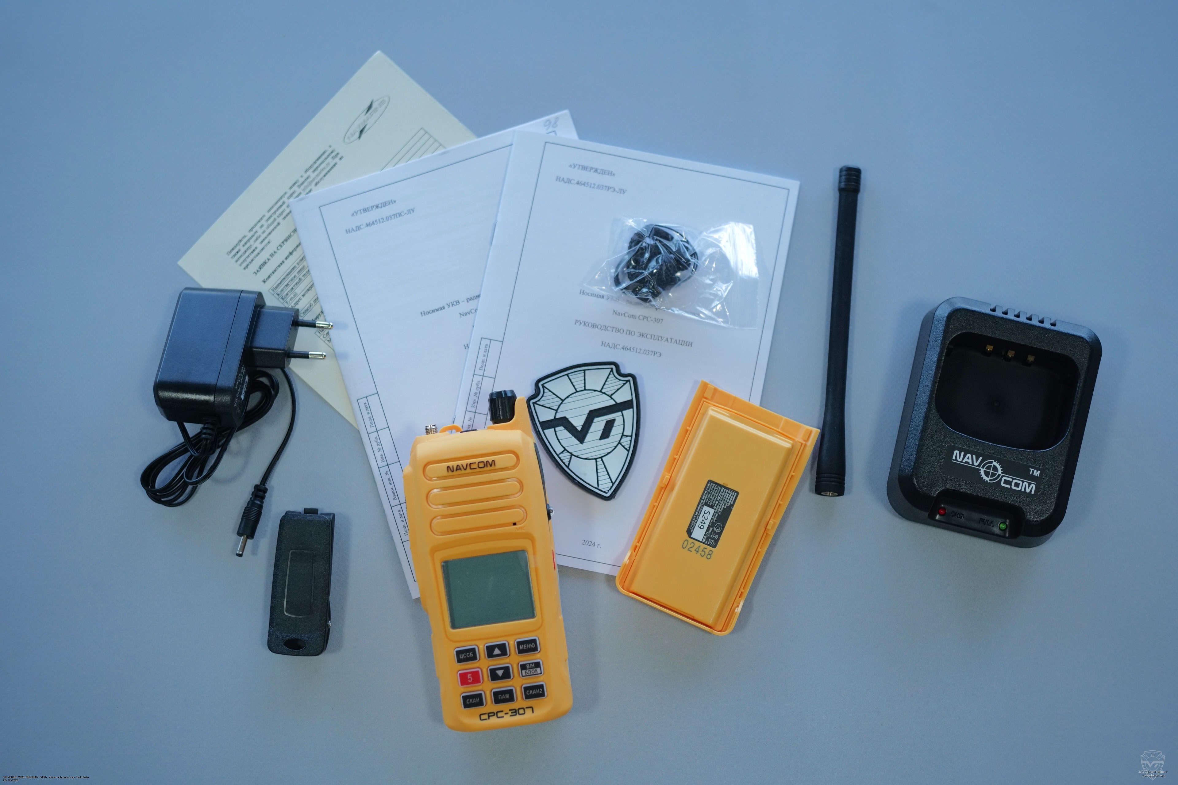 ������������ ������ ������������ NavCom ���-307