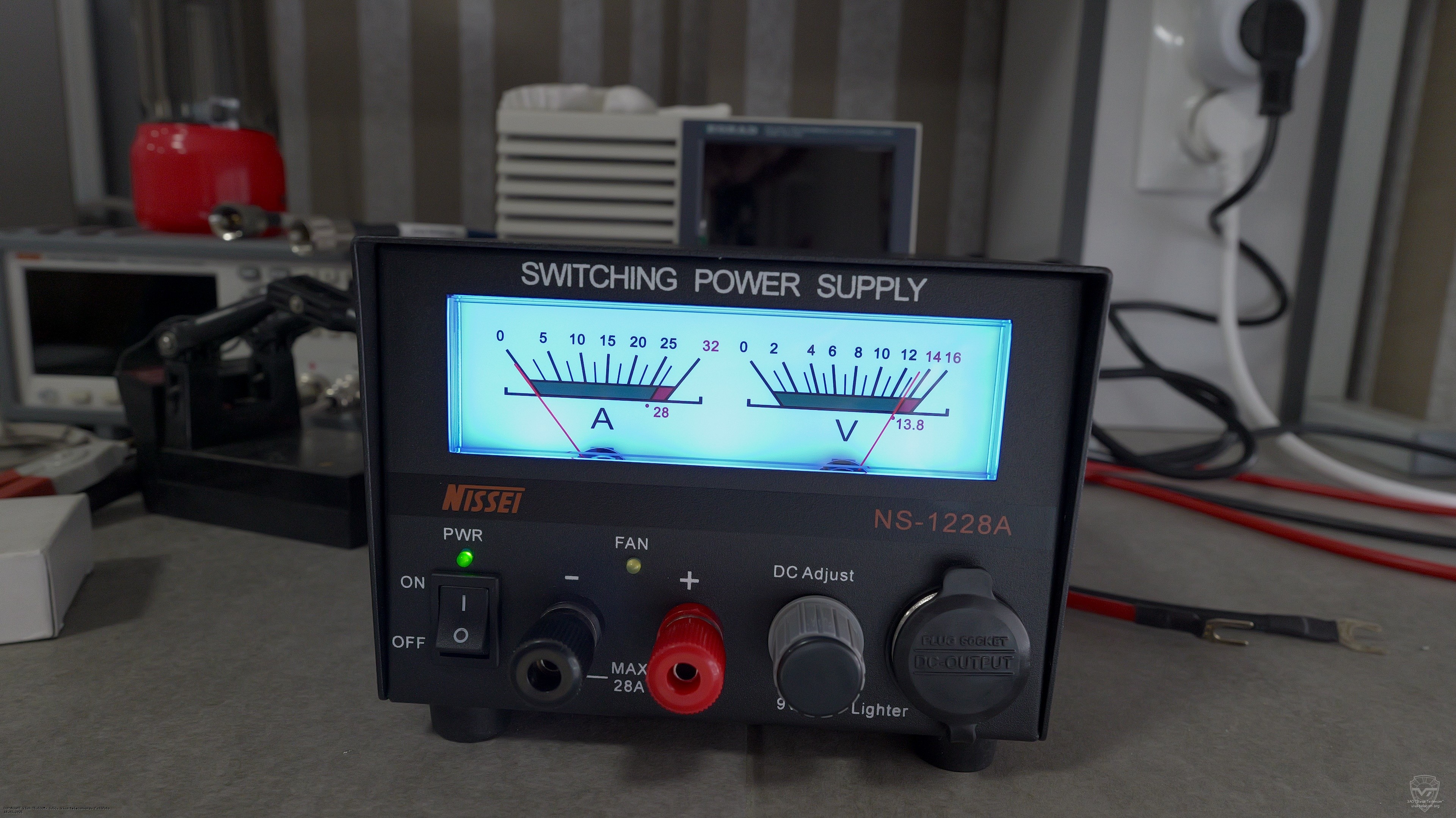 Импульсный блок питания Nissei NS-1228A. Nissei NS-1228A Импульсный блок питания Nissei NS-1228A