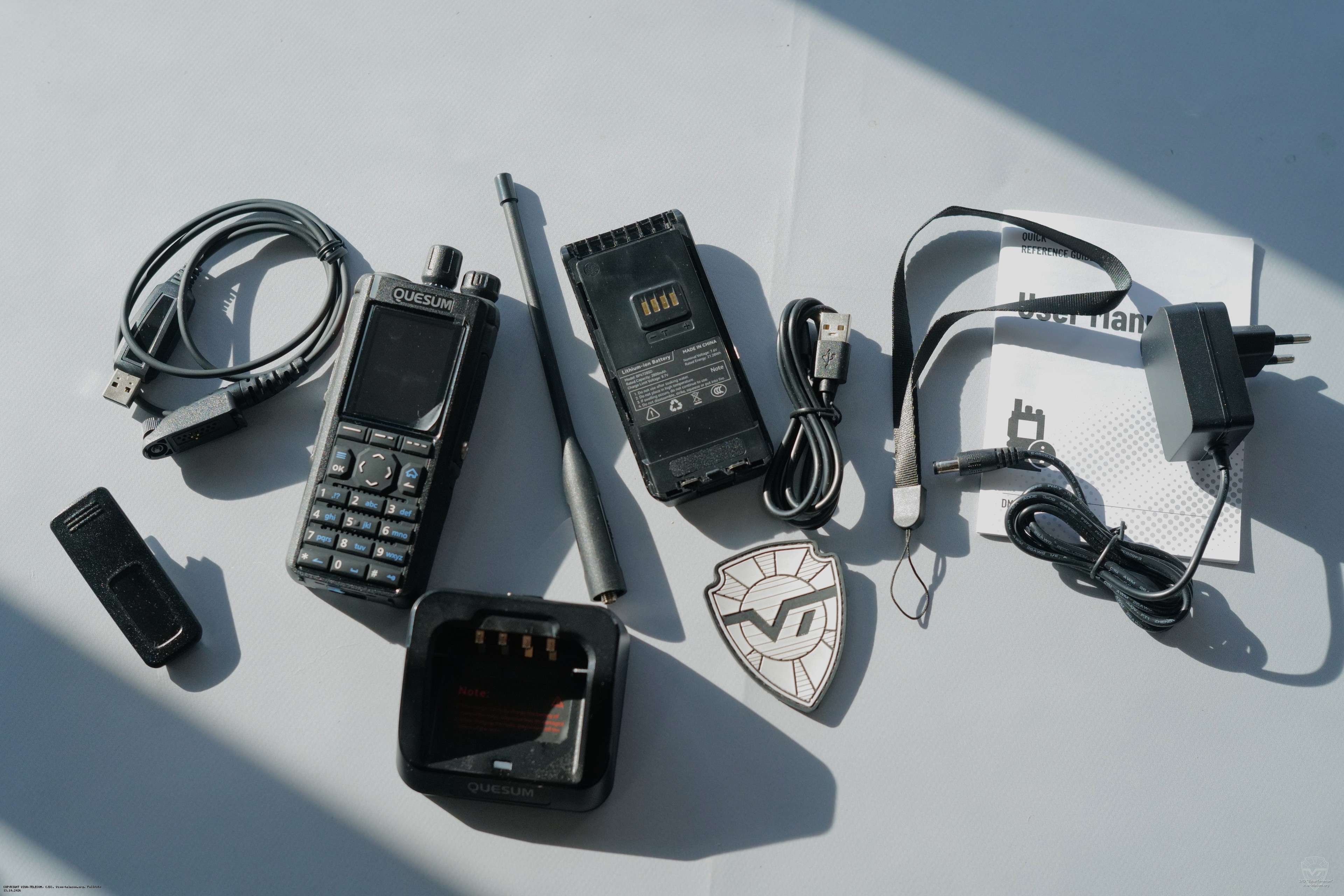 ������������ ������������ Quesum MX-800UV