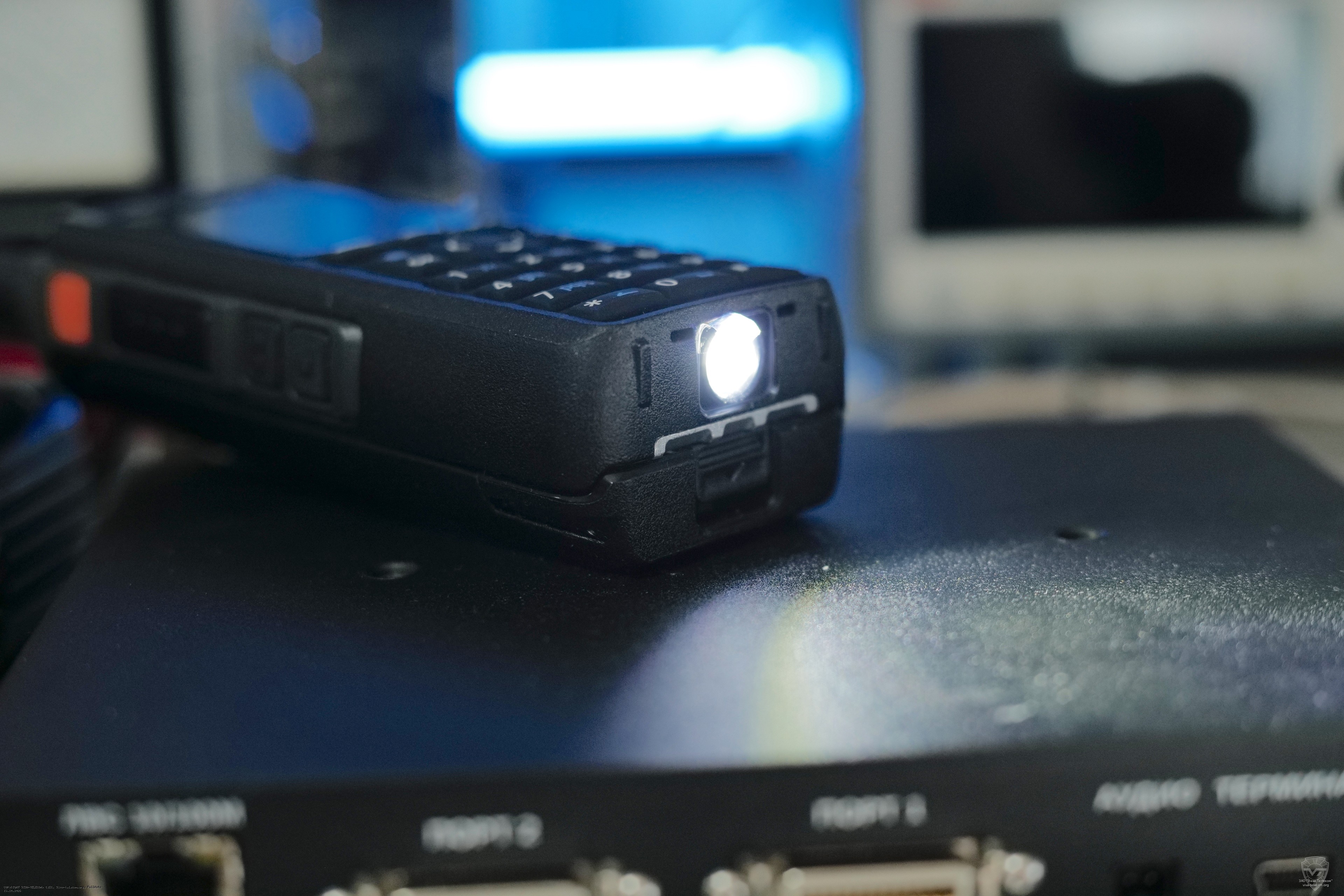 ������ ������������ Quesum MX-800UV