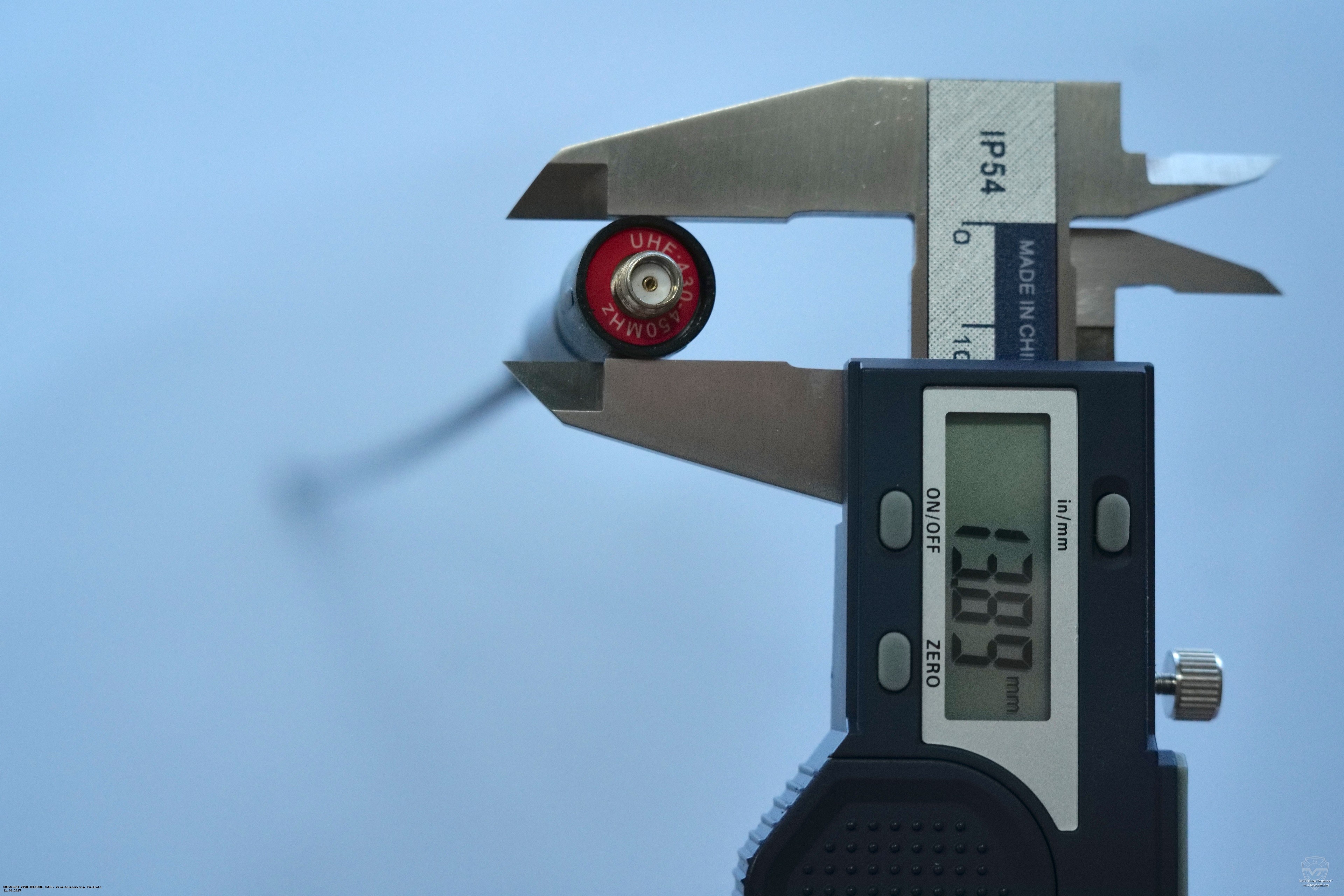 ������� ������� Racio RF400