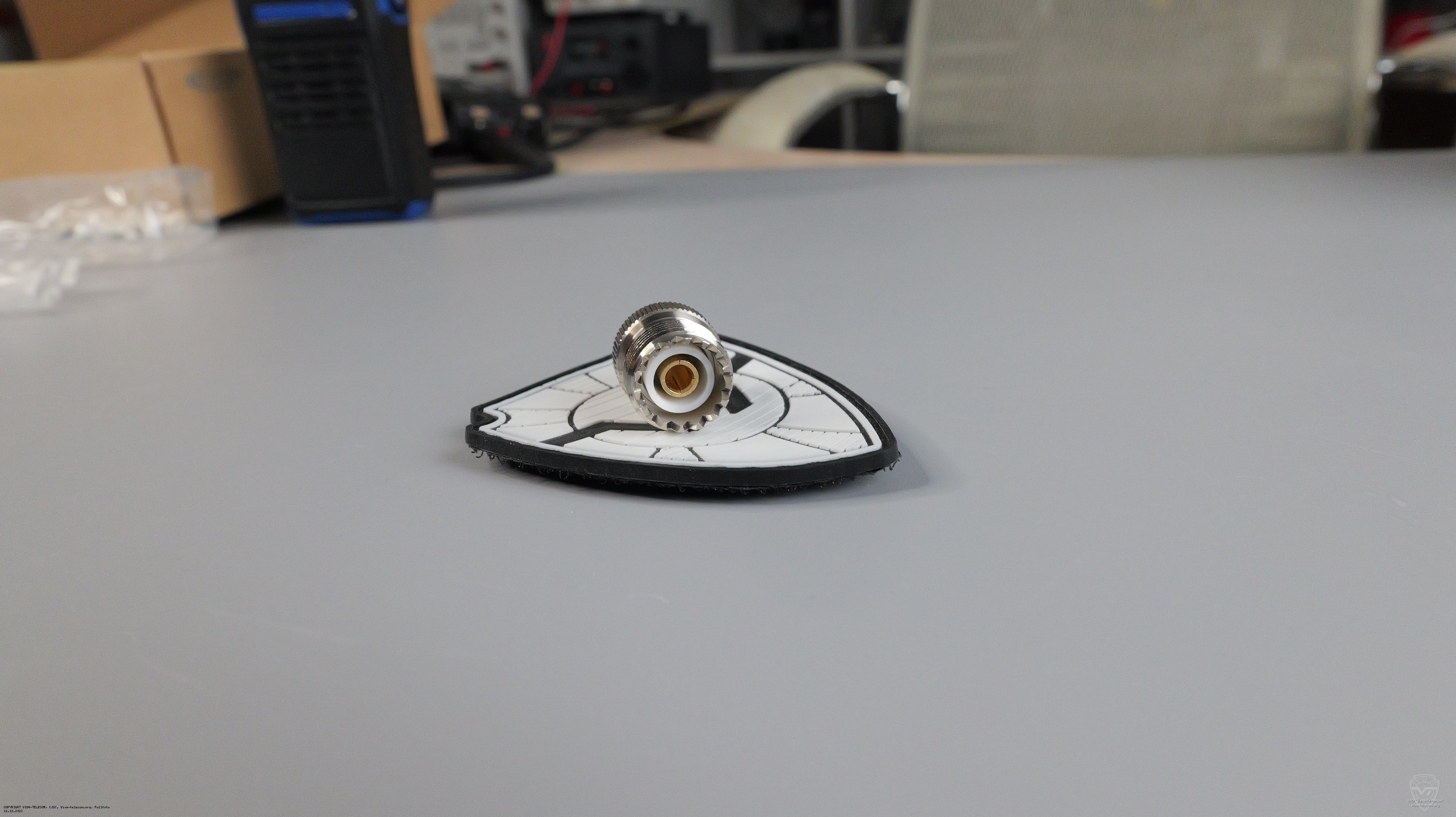 ������ ����������� SU-322 UHF �������