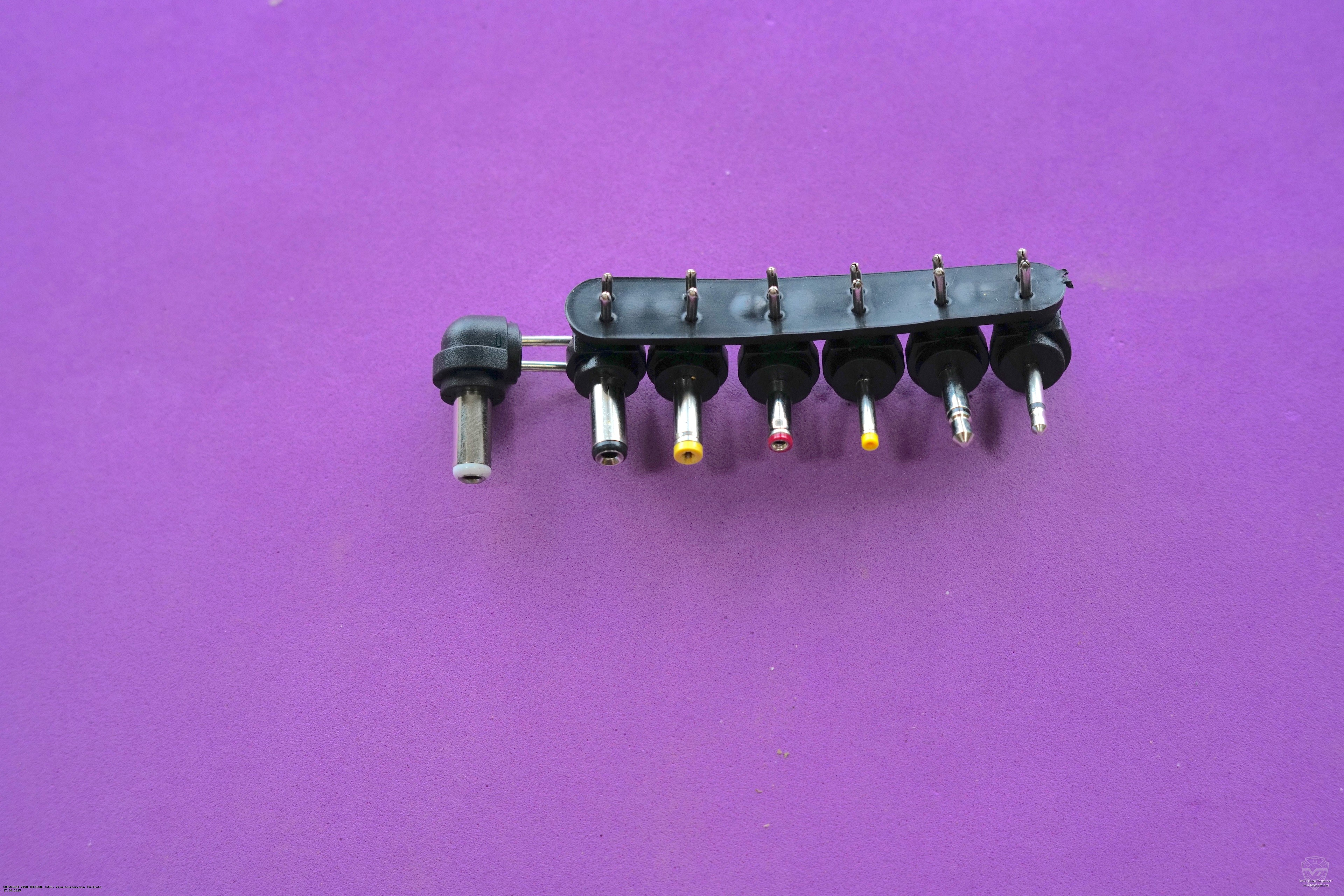 Переходники блока питания Robiton TN-500S. Robiton TN-500S Переходники блока питания Robiton TN-500S