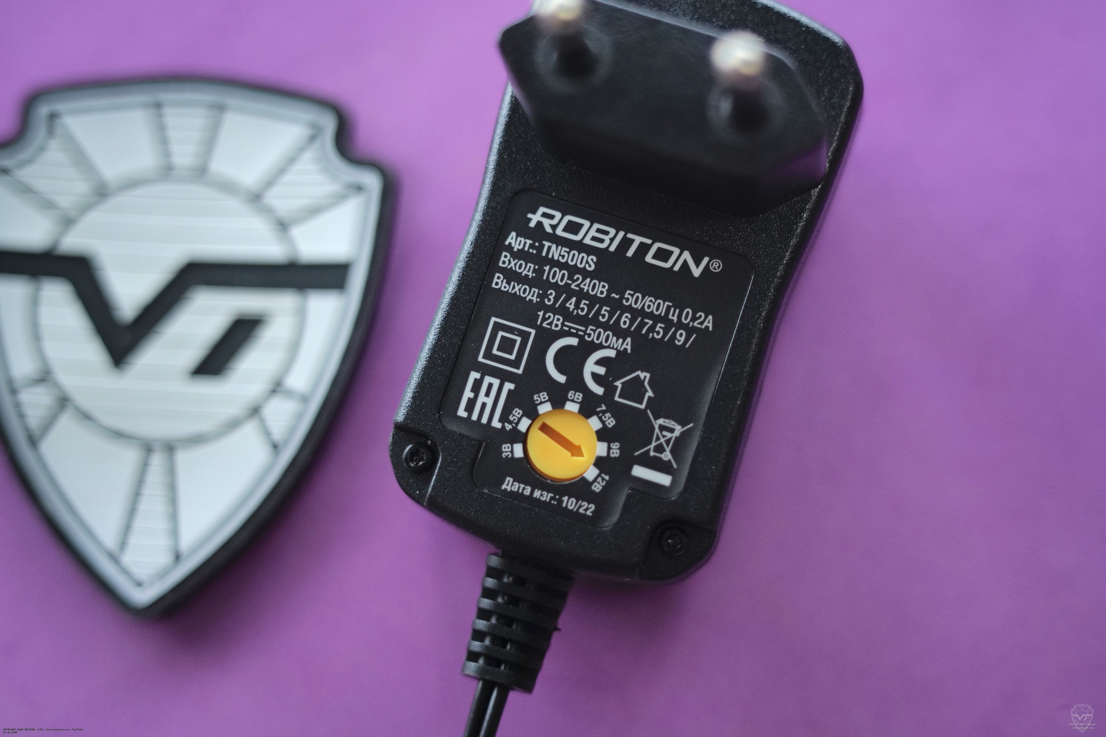 ���� ������� � ���������� ����������� Robiton TN-500S