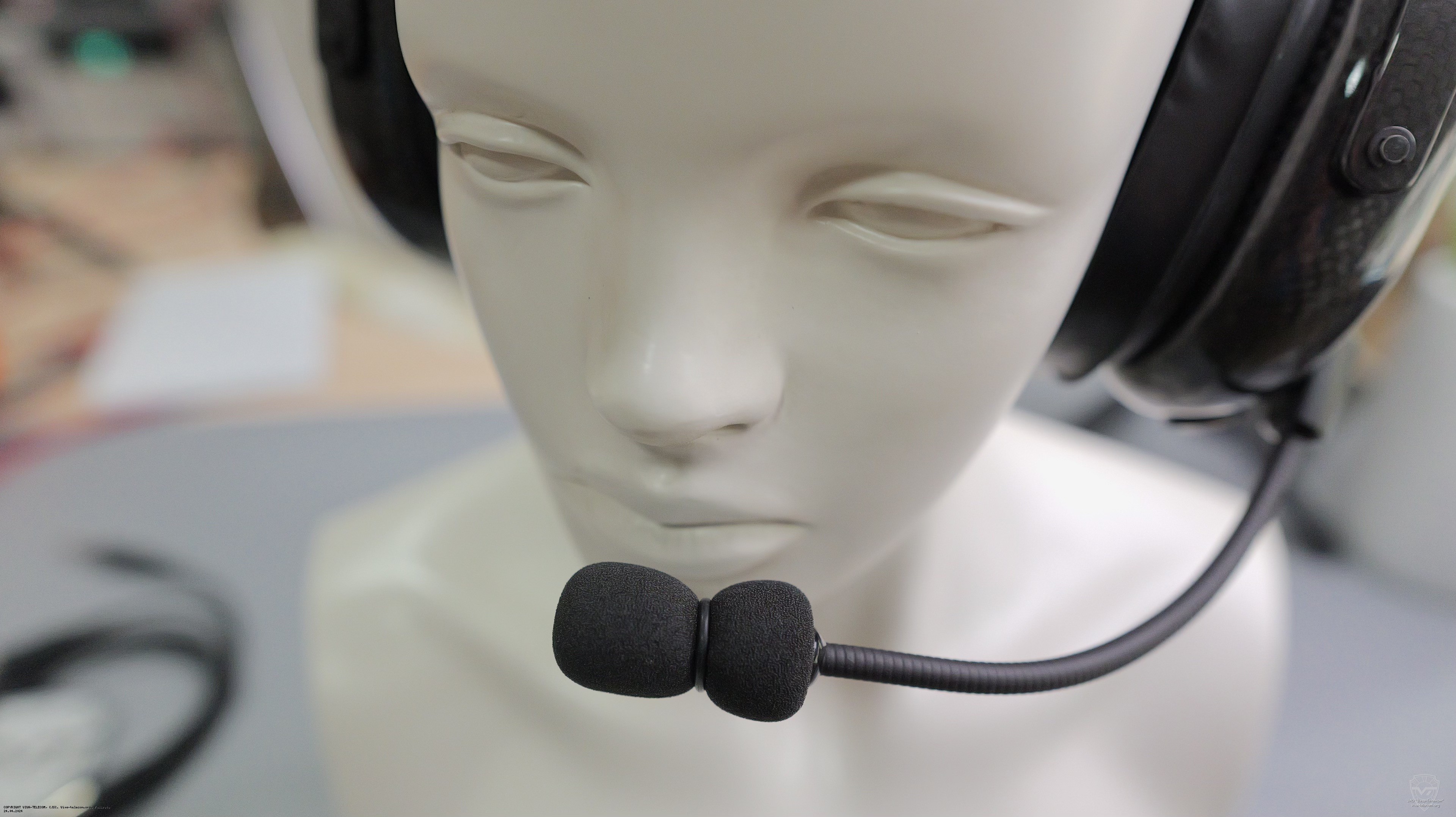 Стоечный микрофон гарнитуры Roger RH-A100. Roger RH-A100 Стоечный микрофон гарнитуры Roger RH-A100