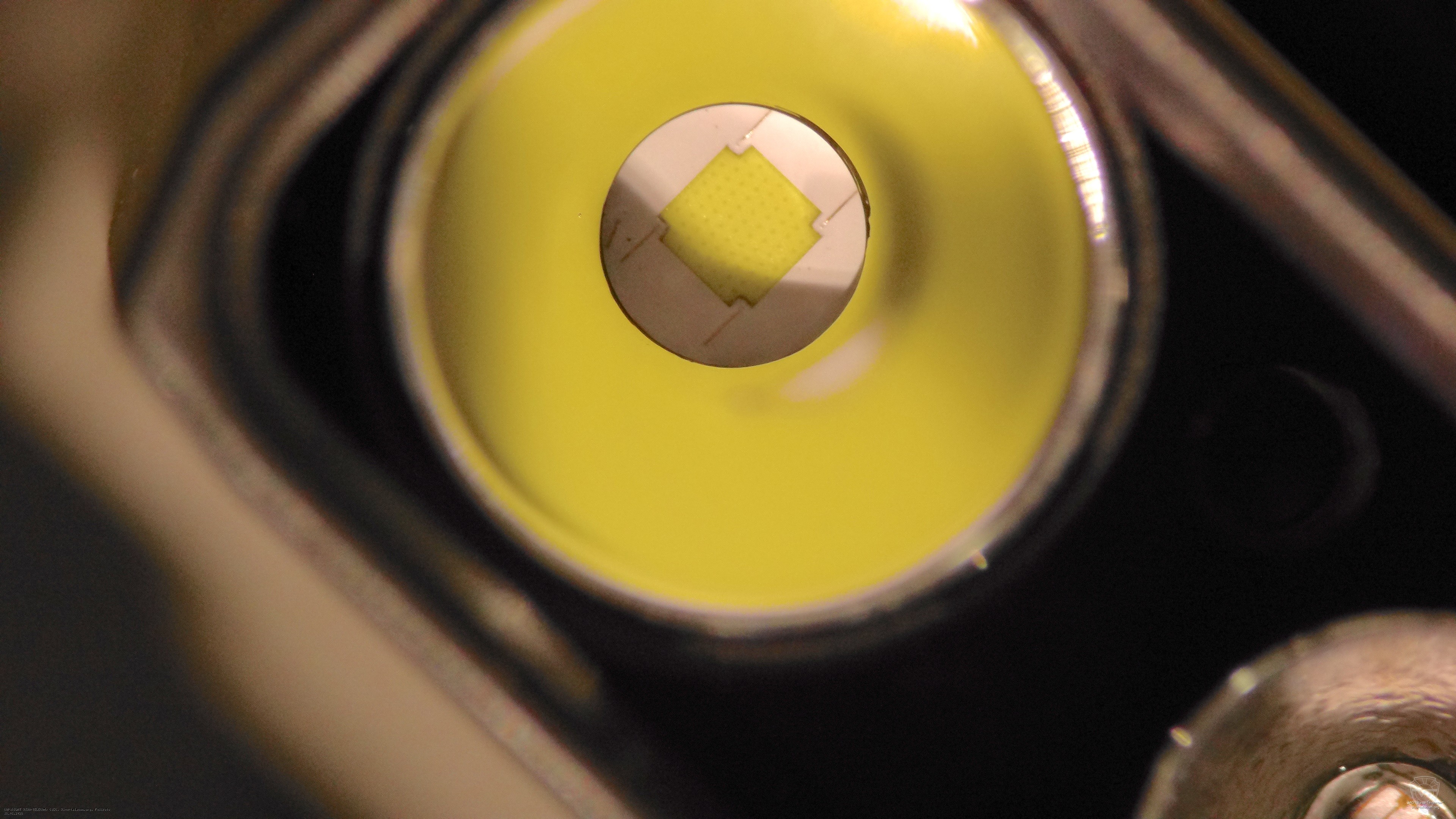 �������� �������� ��������� ������ RovyVon E60