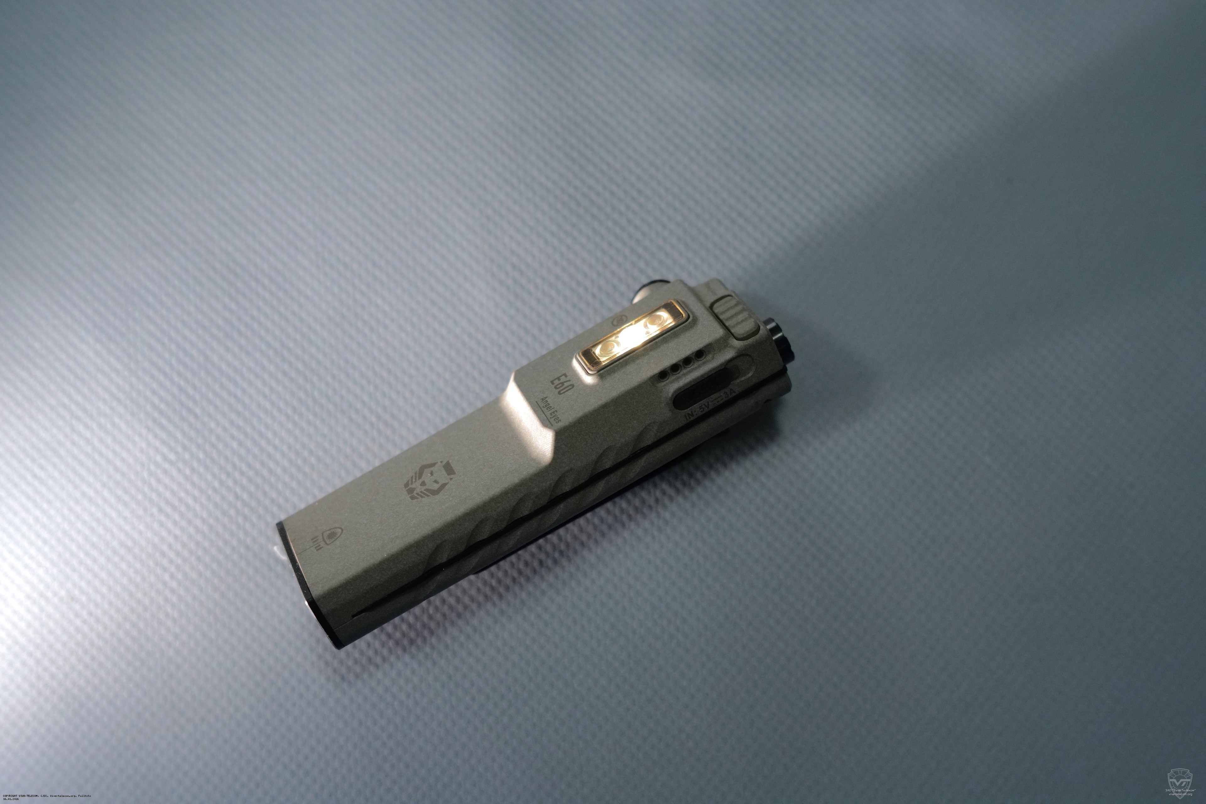 ����� ������ RovyVon E60