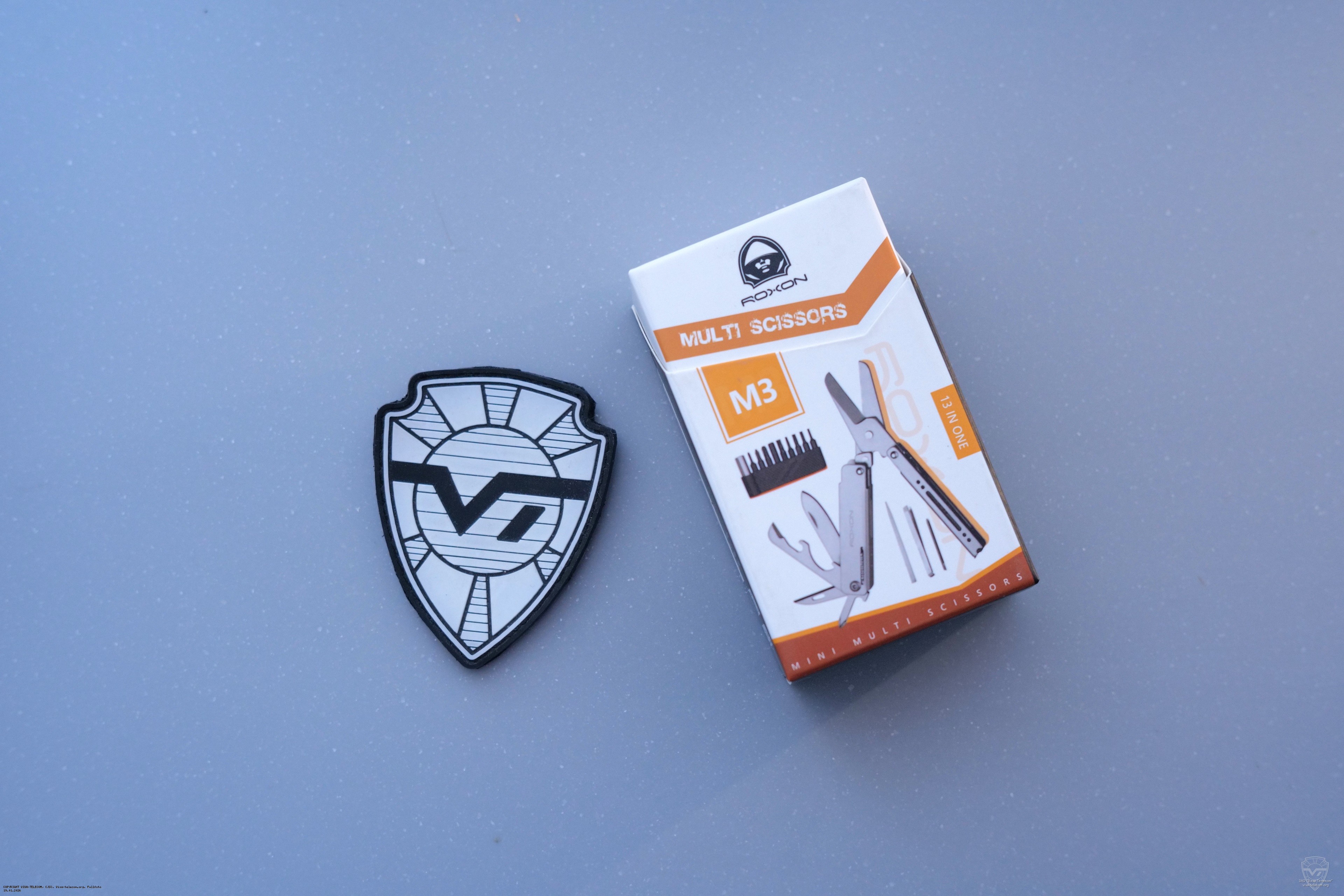 Упаковка мультитула Roxon Mini-M3. Roxon Mini-M3 Упаковка мультитула Roxon Mini-M3