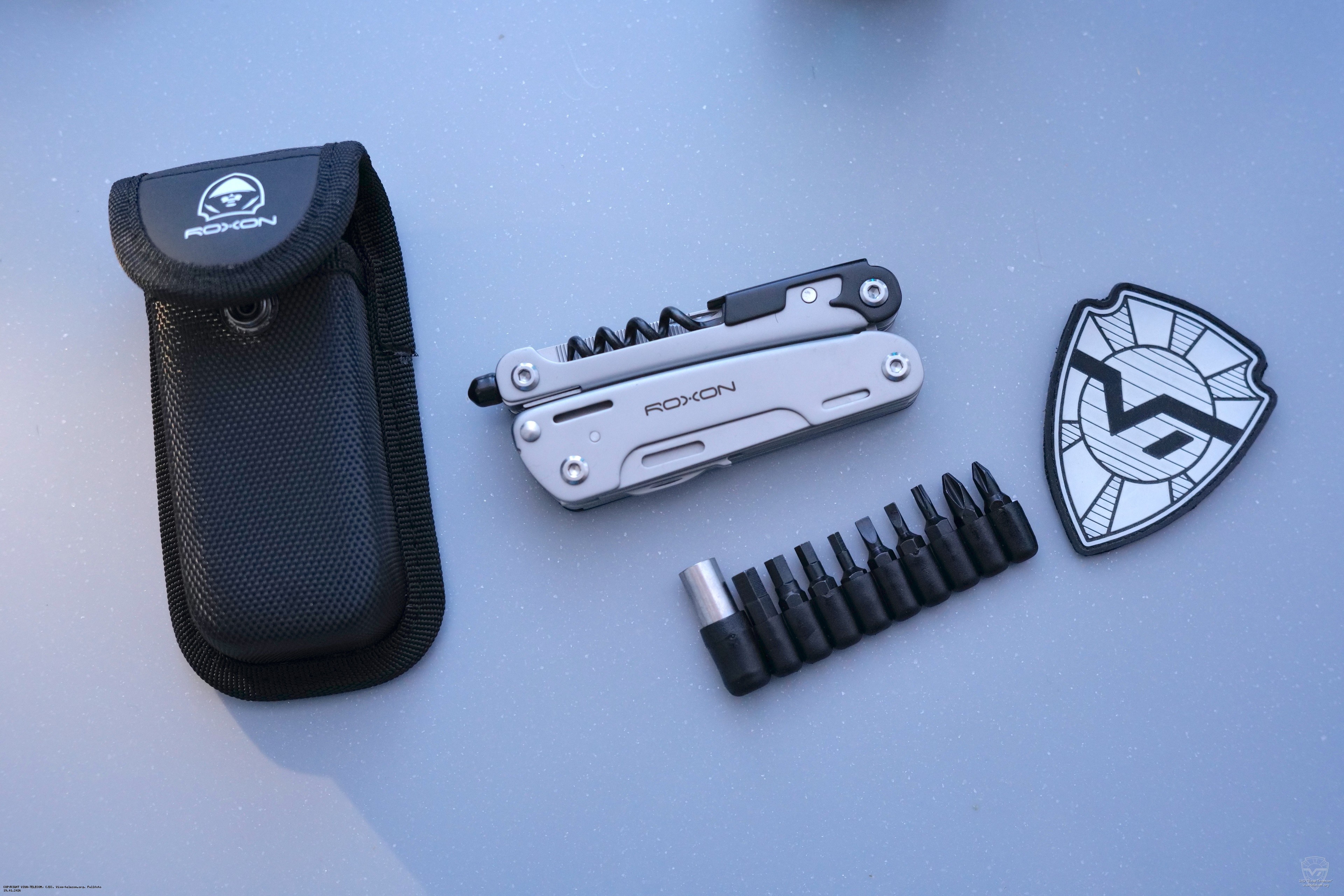 ������������ ���������� Roxon Storm S801S