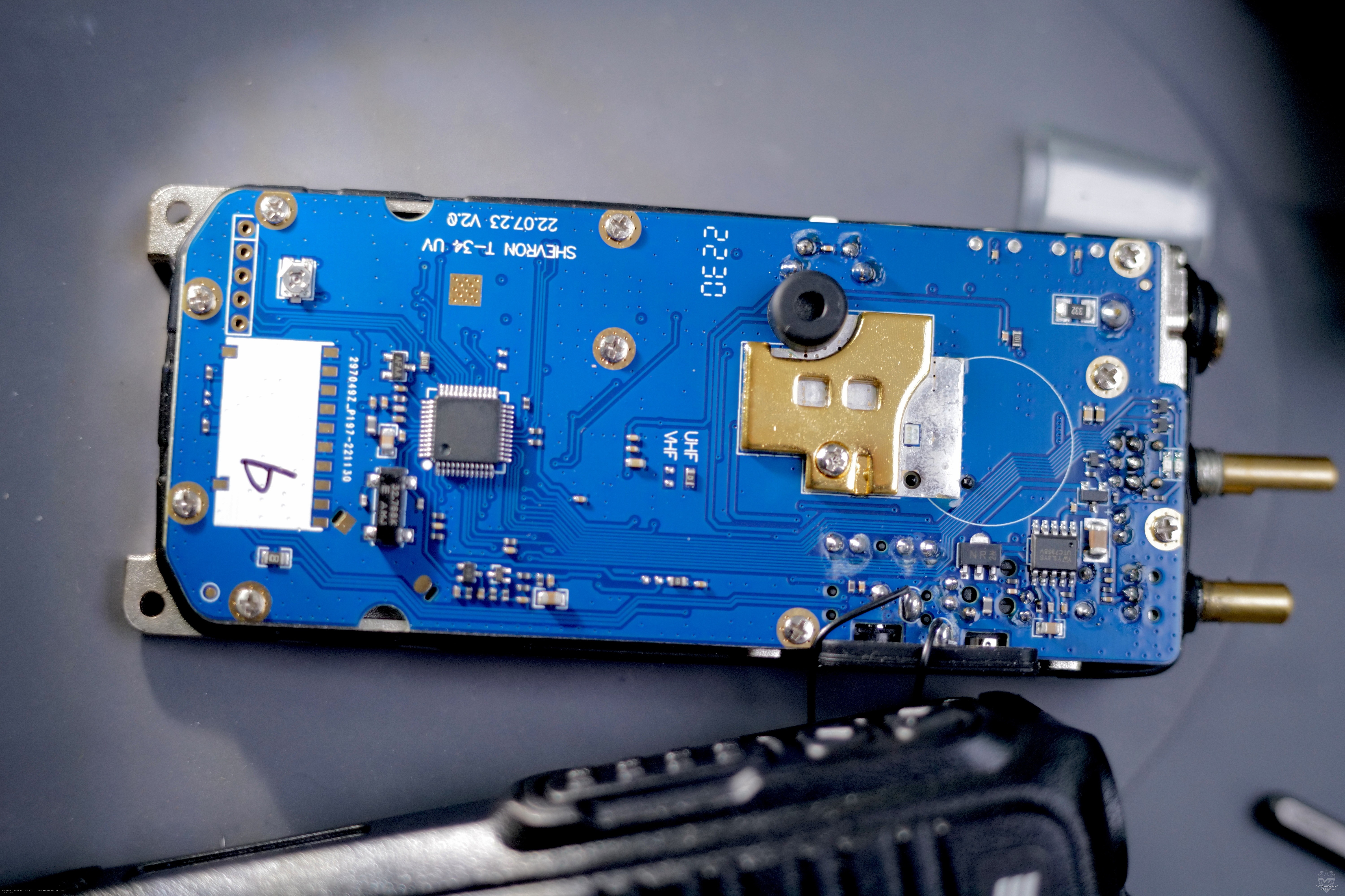 Печатная плата радиостанции Shevron T-34 спереди. Shevron T-34 Печатная плата радиостанции Shevron T-34 спереди