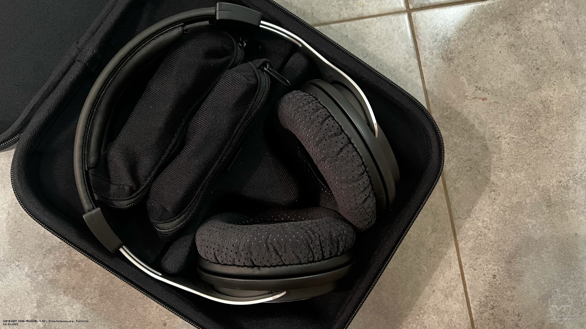 ������������ ��������� Shure SRH1540