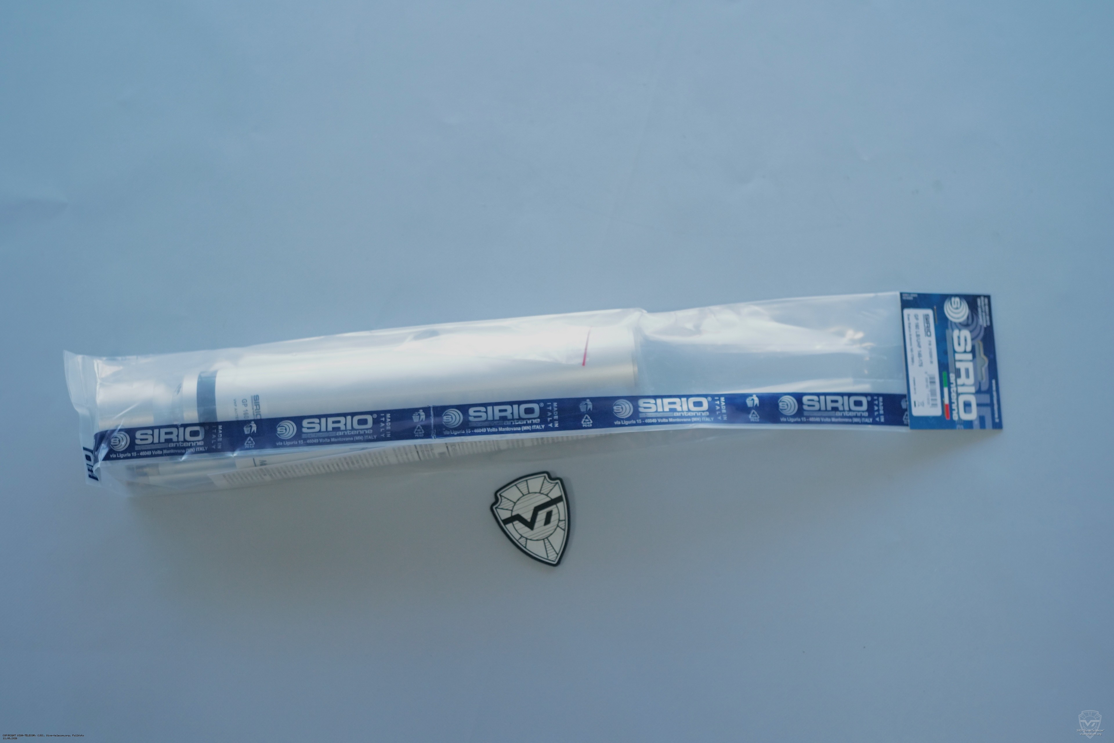 Упаковка антенны Sirio GP 160 UHF. Sirio GP 160 Упаковка антенны Sirio GP 160 UHF