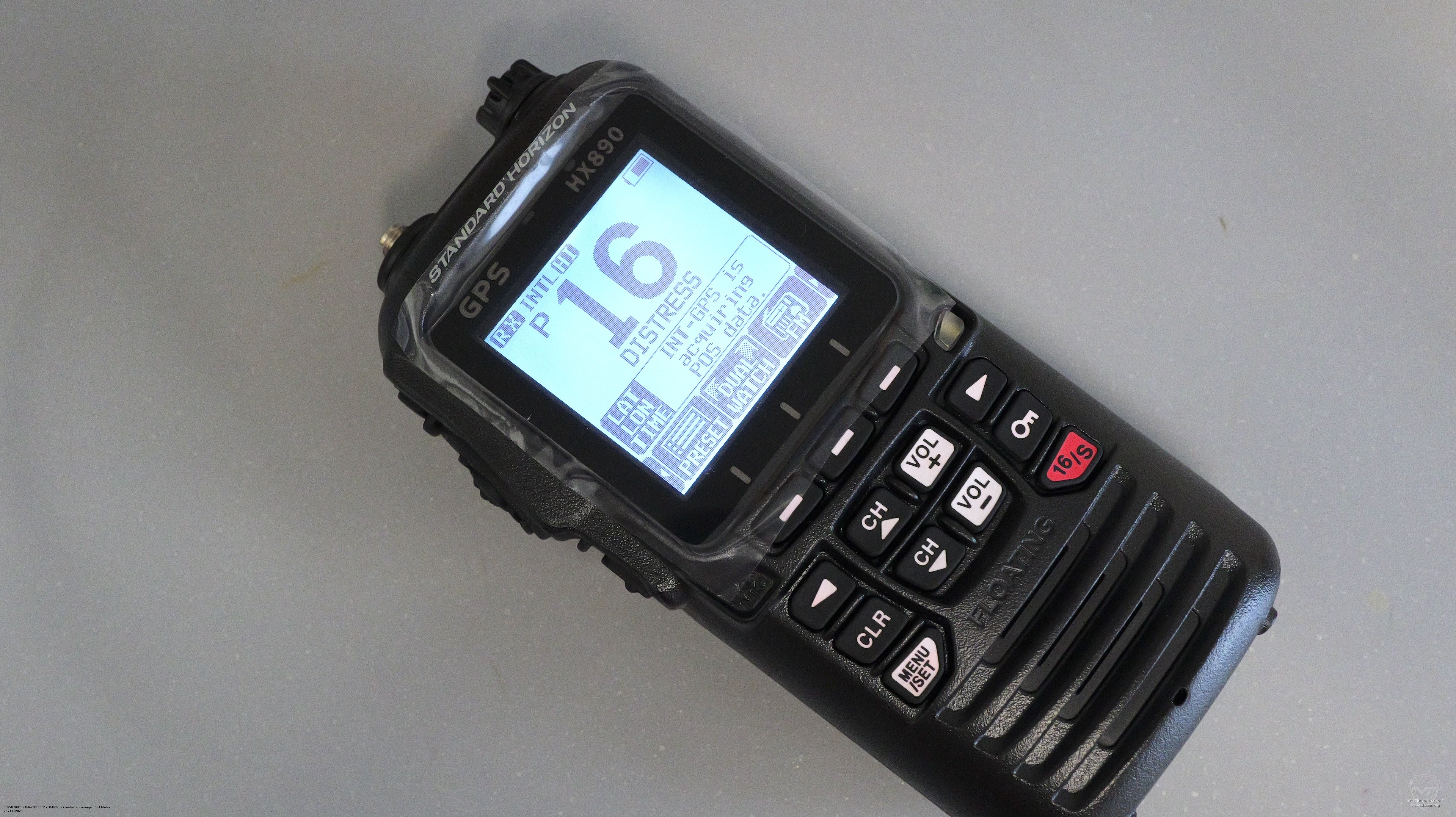 ������� ������������ Standard Horizon HX890