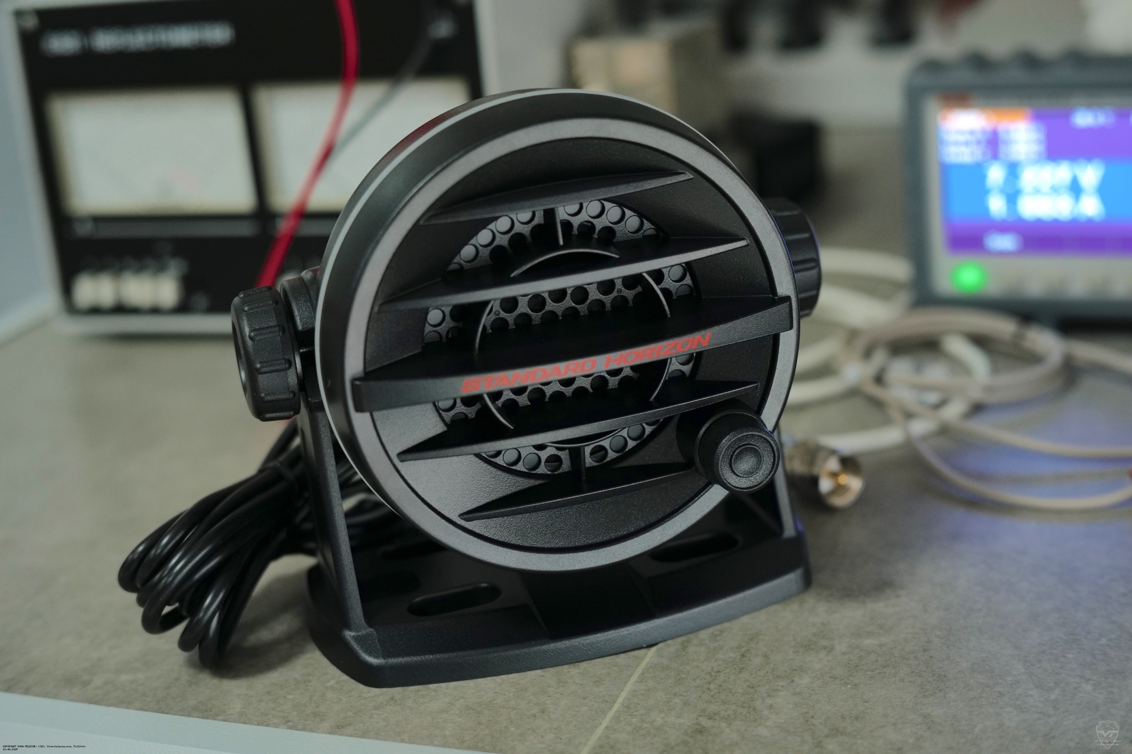 �������� ������ �������� Standard Horizon MLS-410LH