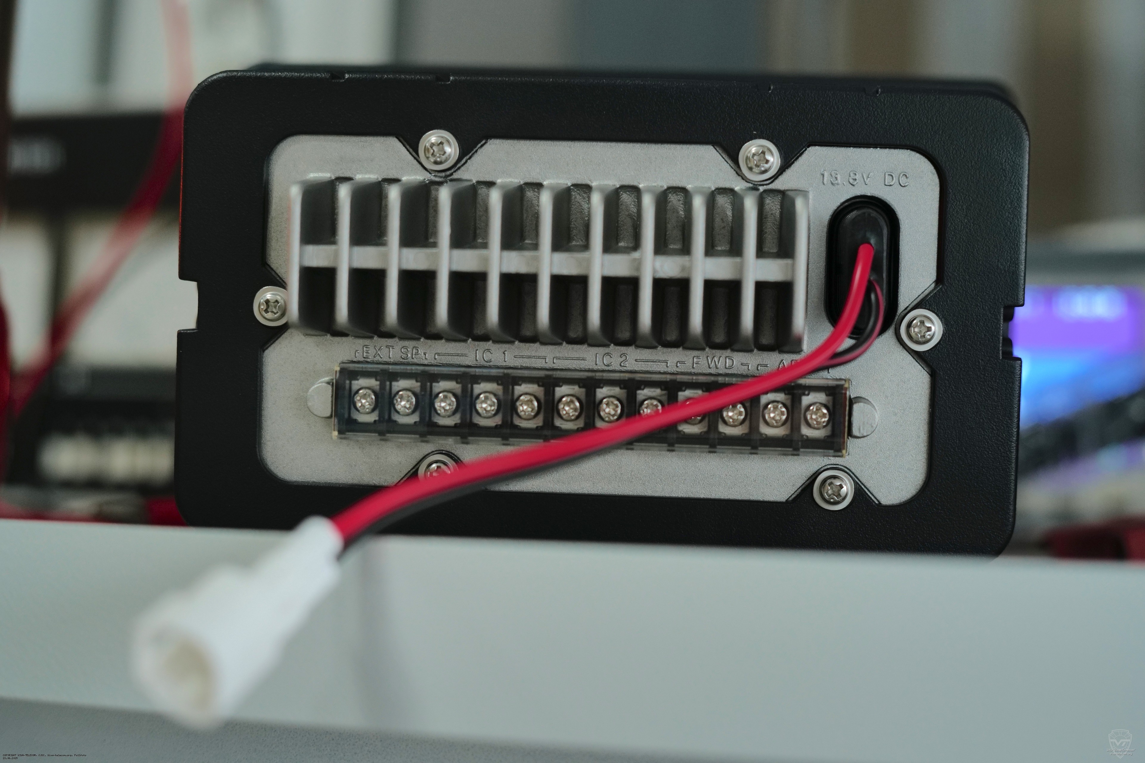 ��� ����� Standard Horizon VLH-3000A �����