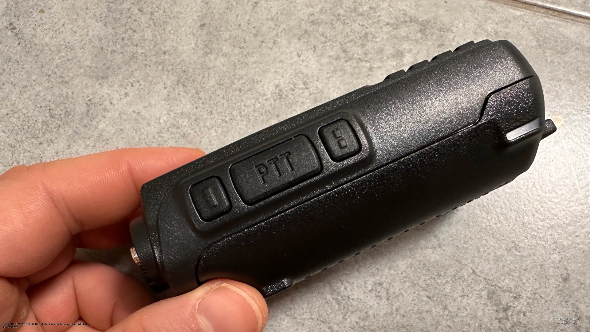 Вид радиостанции Track 9-Dual-Turbo слева. Track 9-Dual-Turbo Вид радиостанции Track 9-Dual-Turbo слева