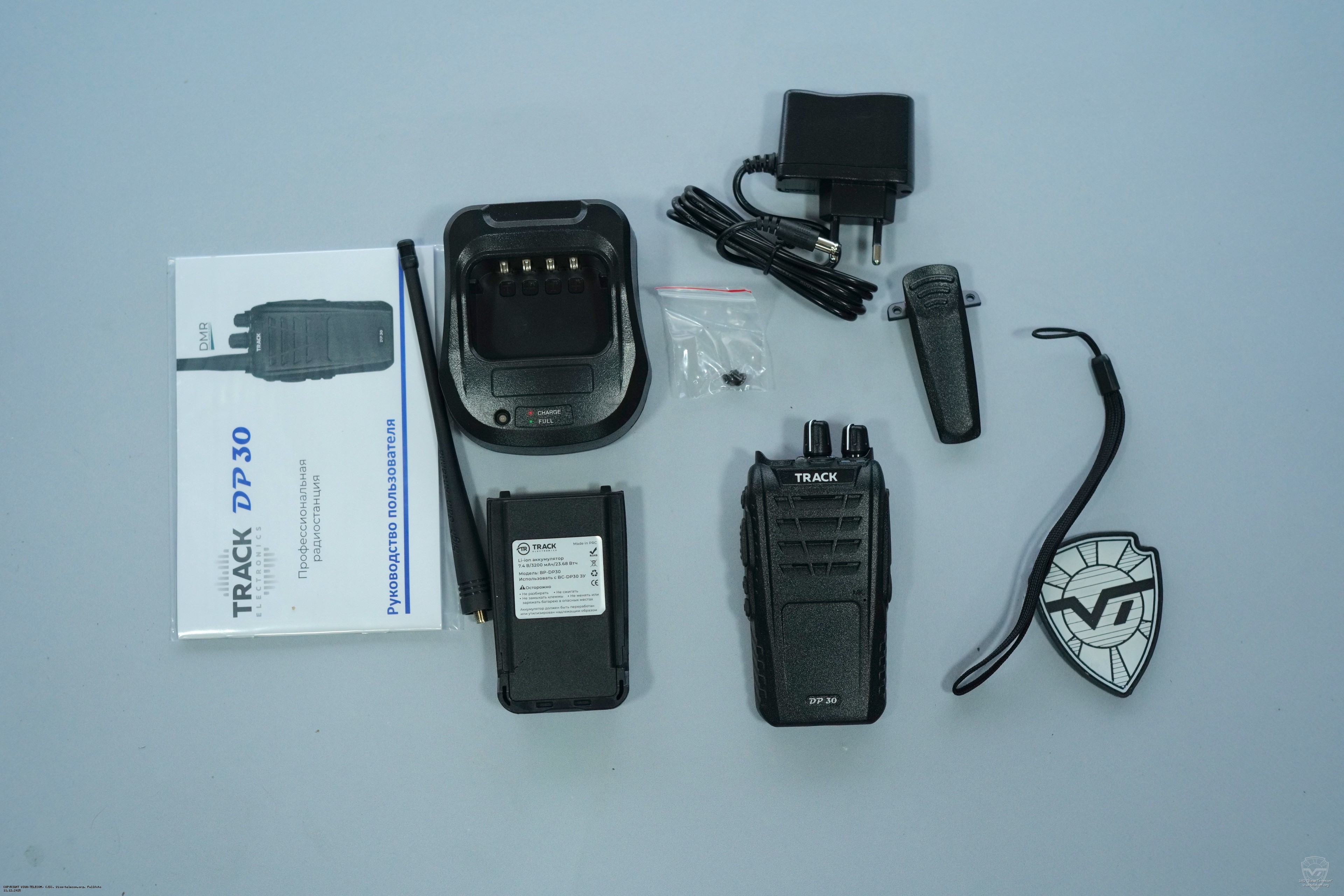 ������������ ������������ Track DP-30