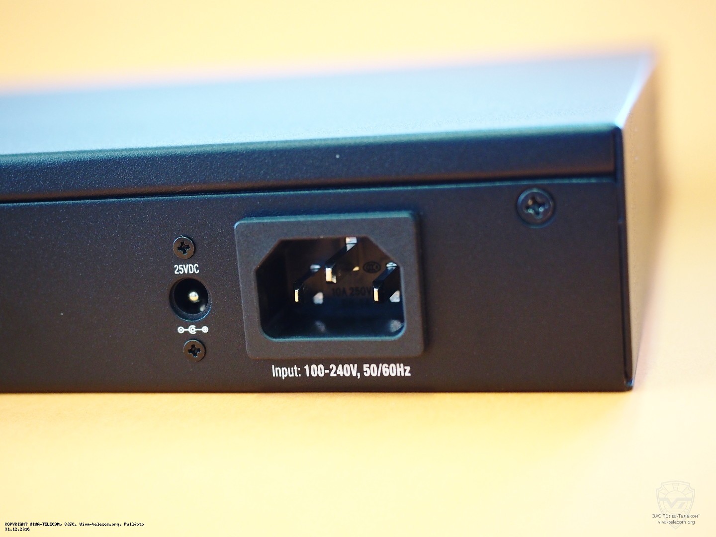 ������ ������� ����������� Ubiquiti EdgeSwitch 24 Lite