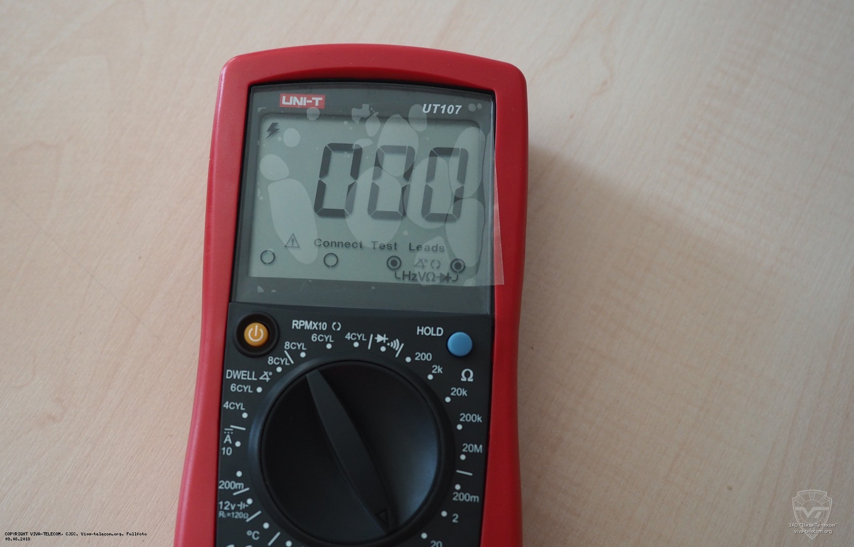 ������� ����������� UNI-T UT107