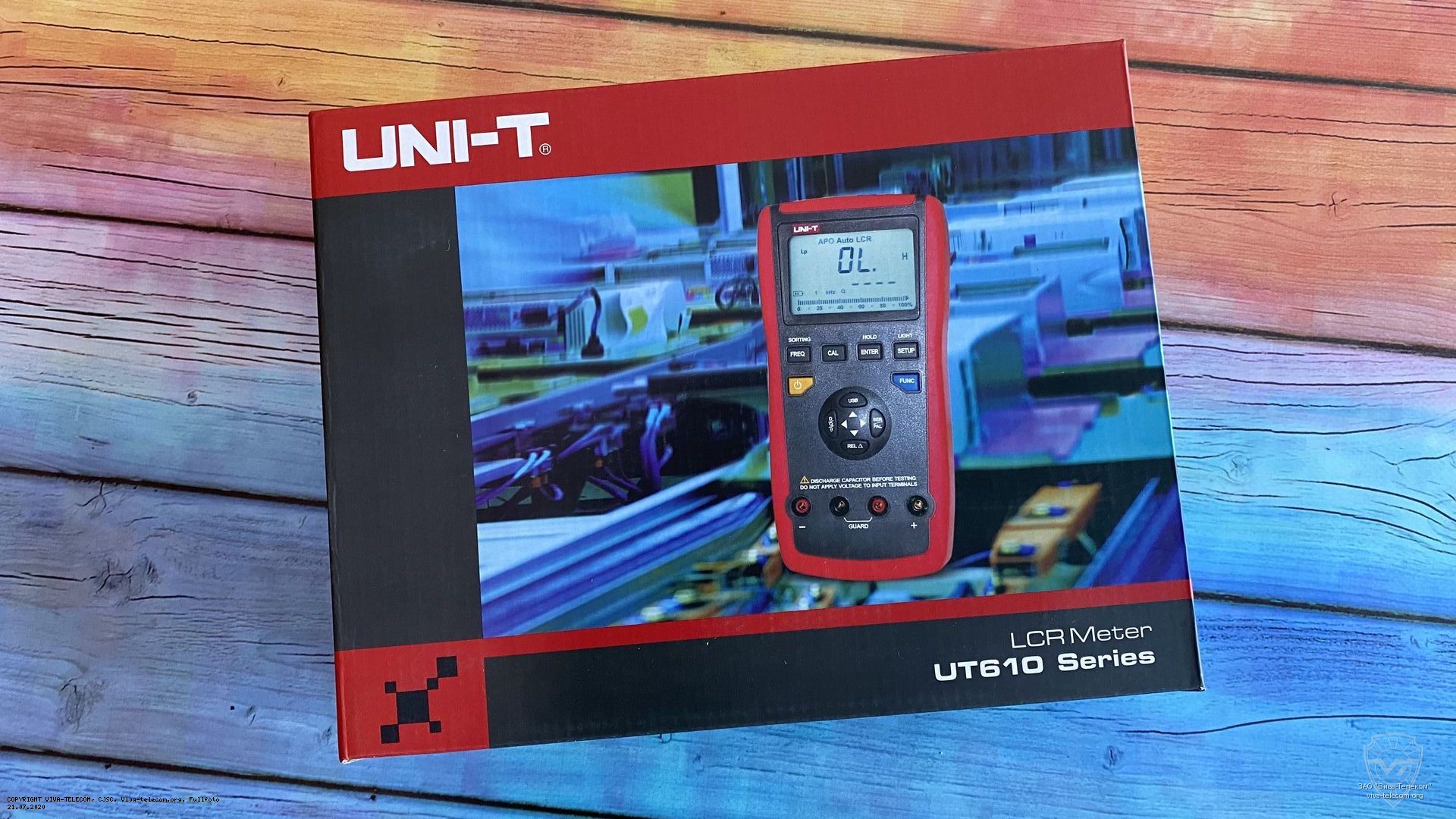 �������� LCR ����� UNI-T UT612
