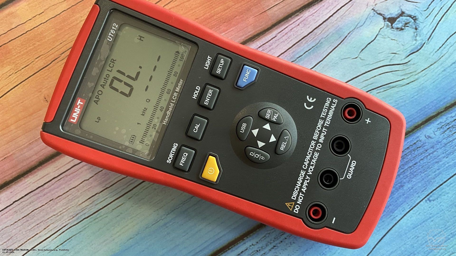 ������� ������ LCR-����� UNI-T UT612