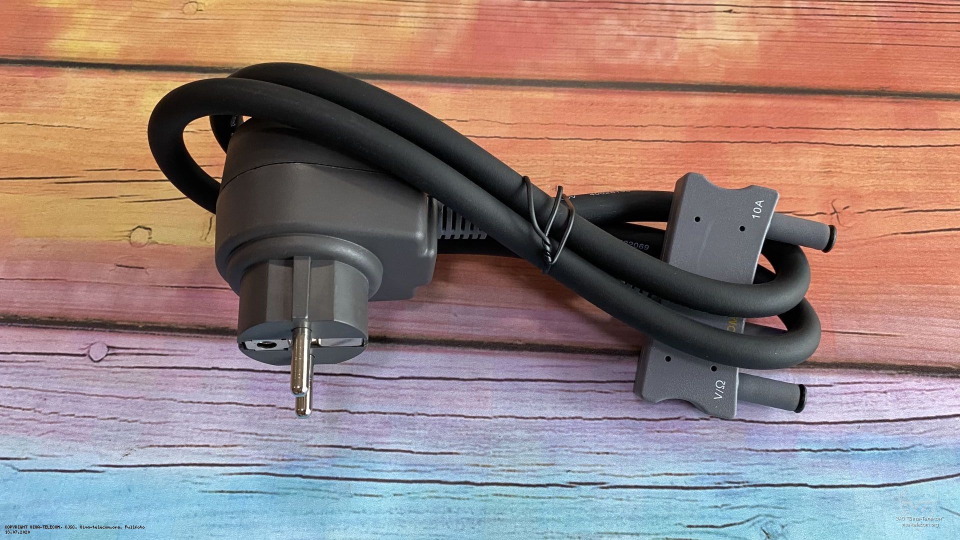 ������ ������������ ���� ����������� UNI-T UT71E