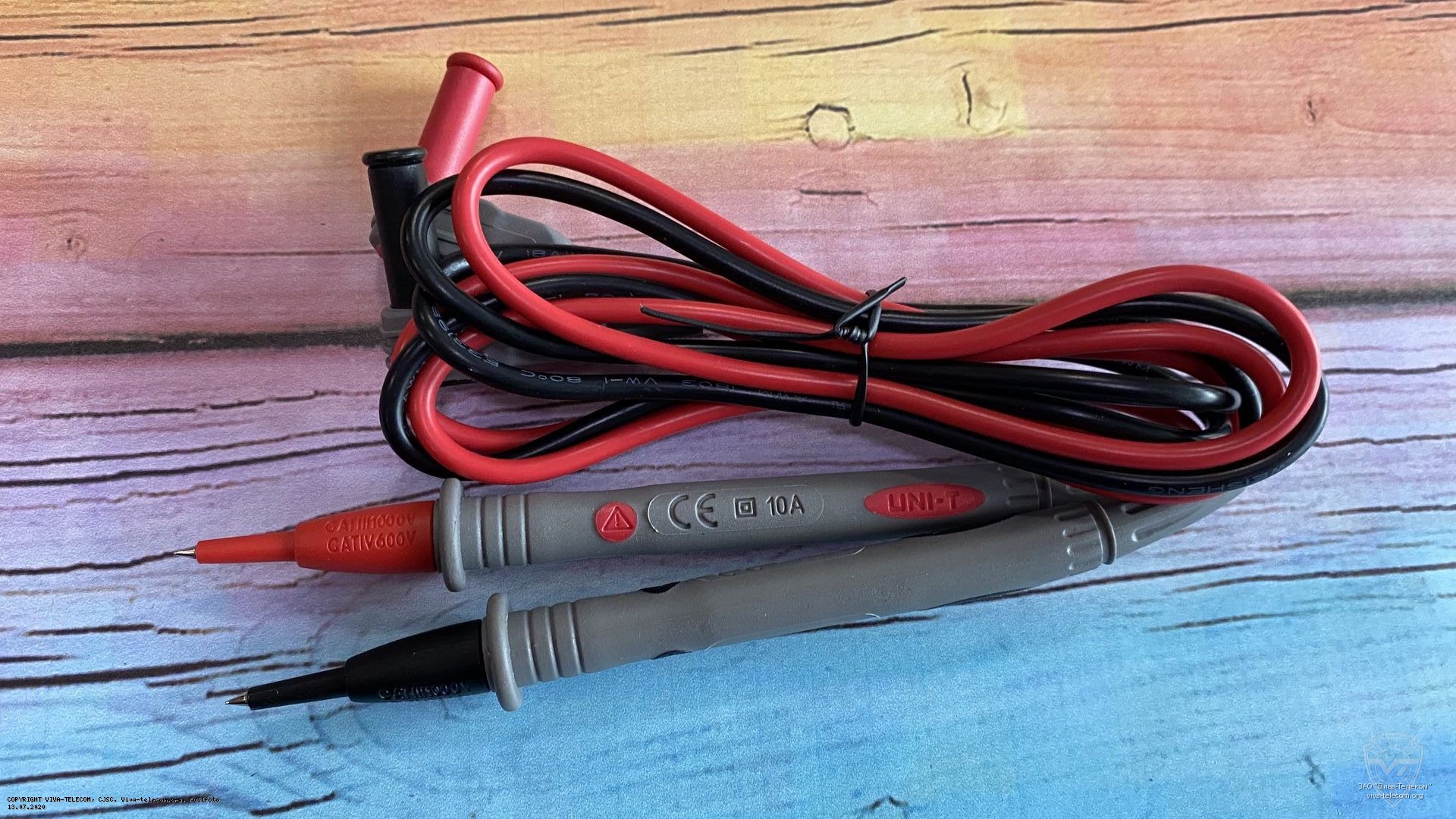 ���� ����������� UNI-T UT71E