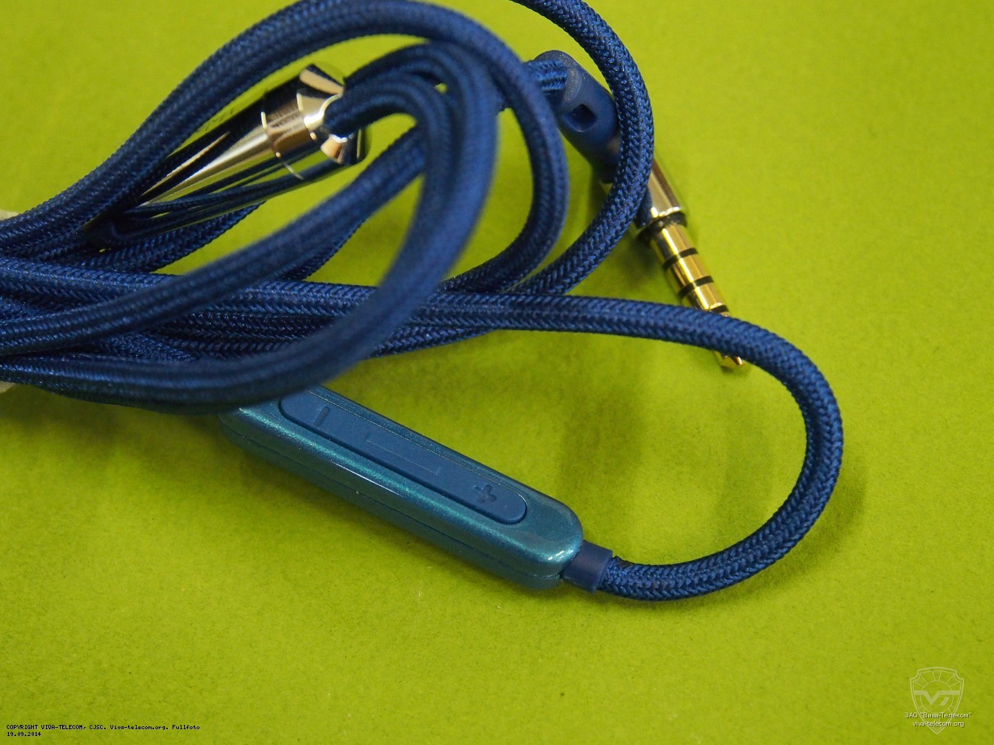 Кабель с регулятором громкости наушников Velodyne vTrue. Velodyne vTrue Кабель с регулятором громкости наушников Velodyne vTrue