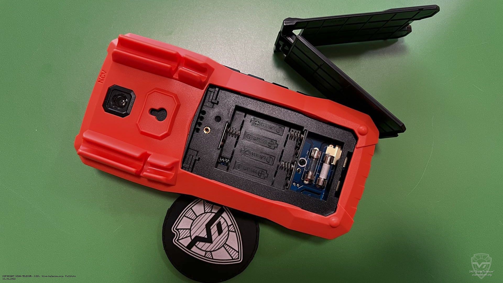 ��� ����������� Victor VC9804A+ �����