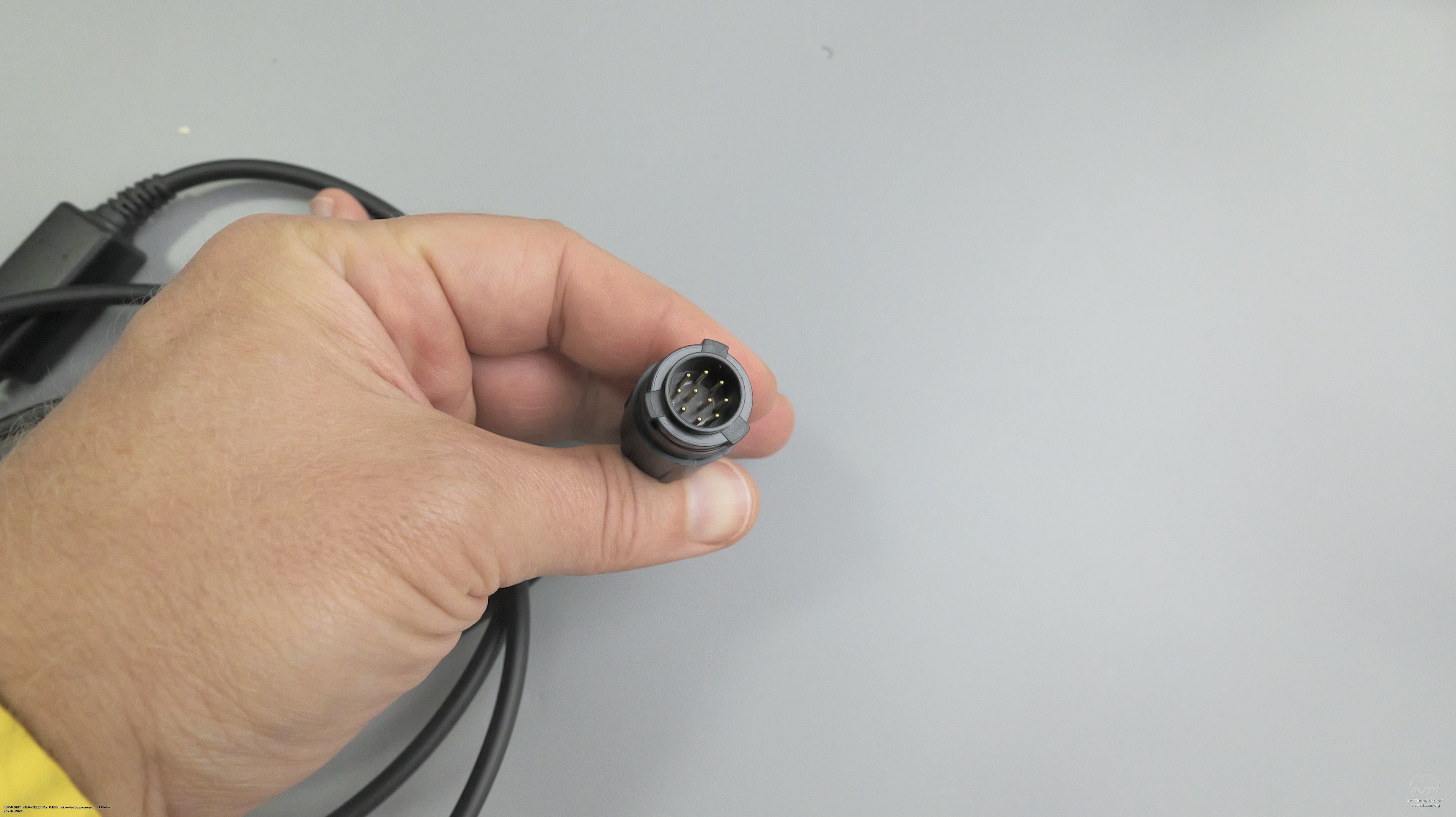 ������ ������ HKN6184 � ������������